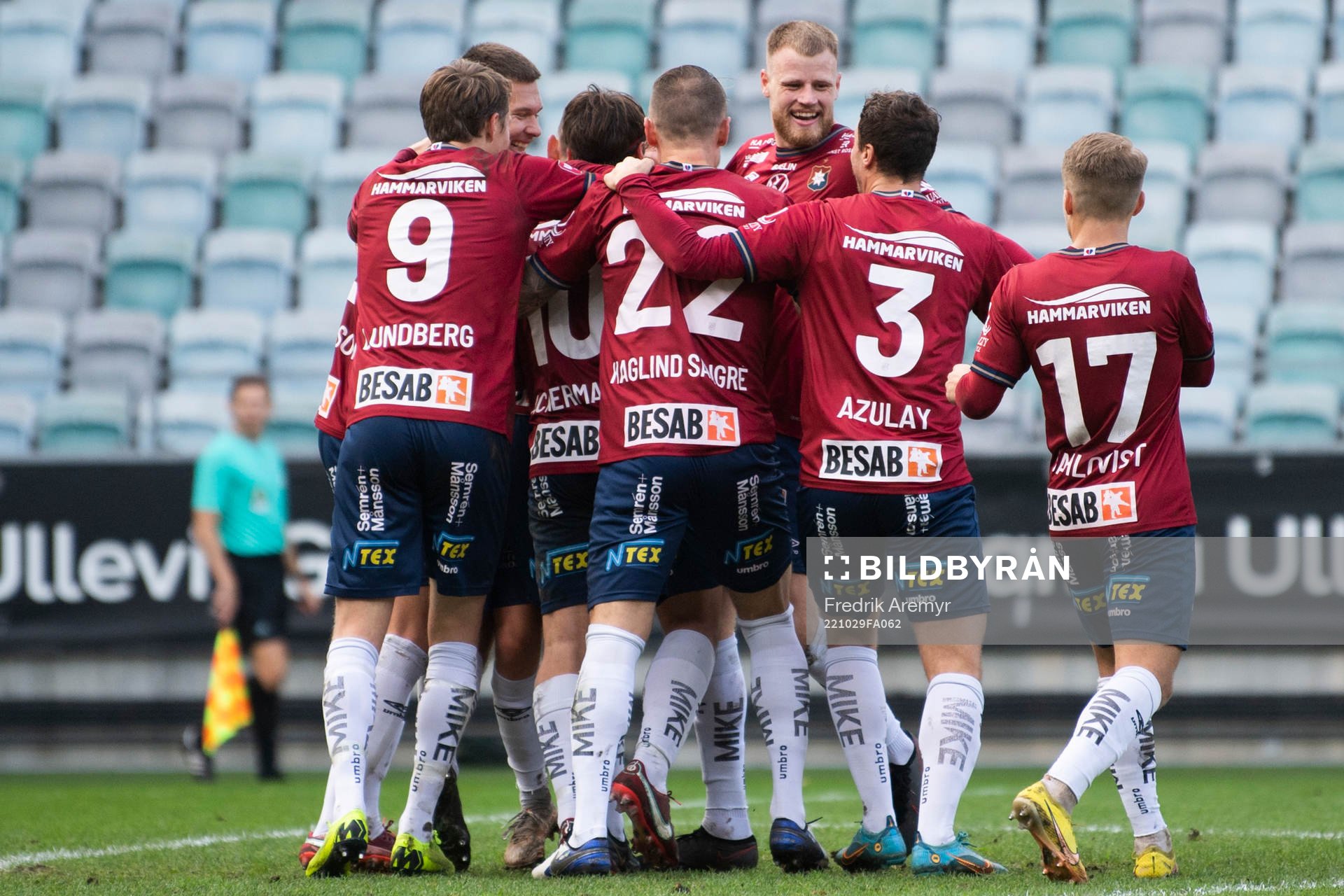 Örgrytes spelare jublar