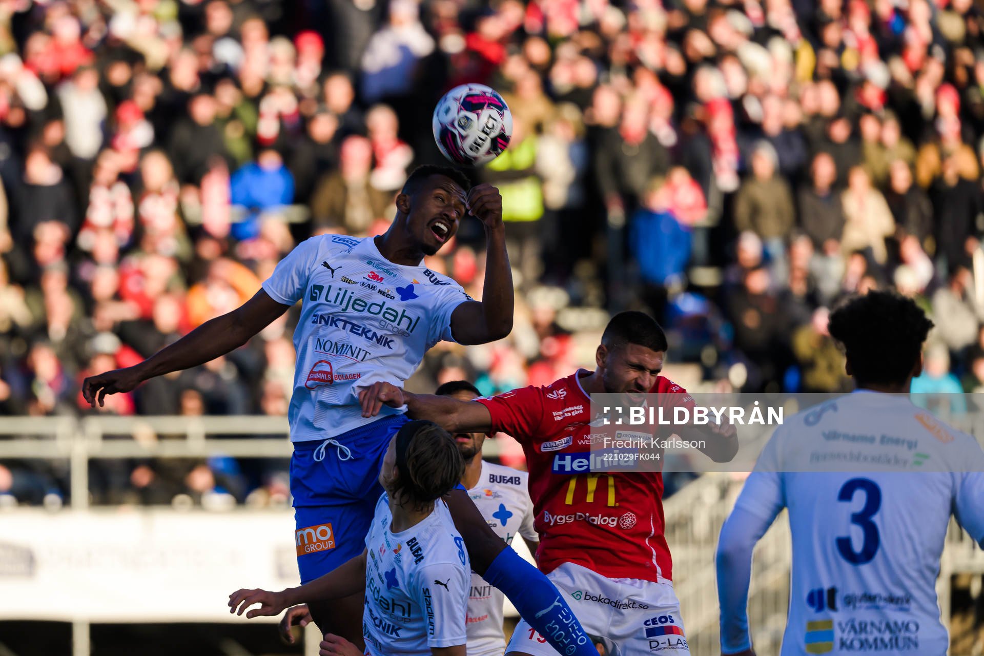 Värnamos Bernardo Vilar Estevao Jeronimo och Degerfors