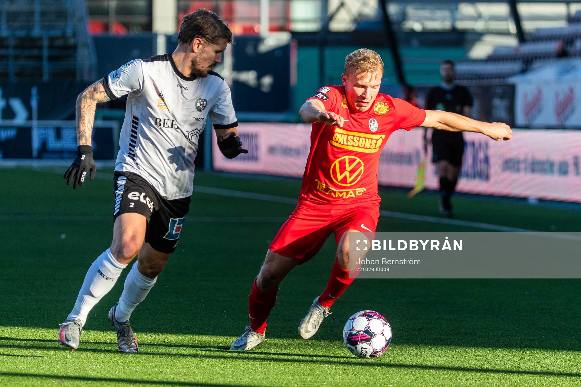 Örebros Daniel Björnkvist och Landskronas Edvin Dahlqvist