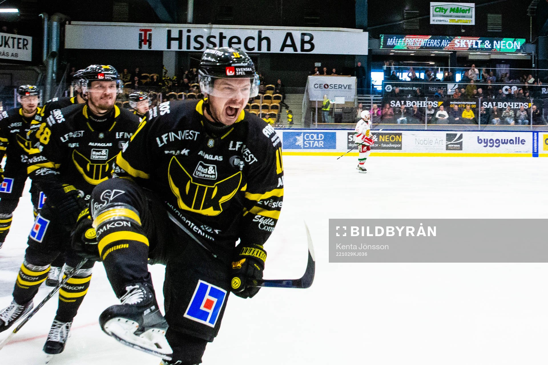 Västerås Anton Svensson jublar