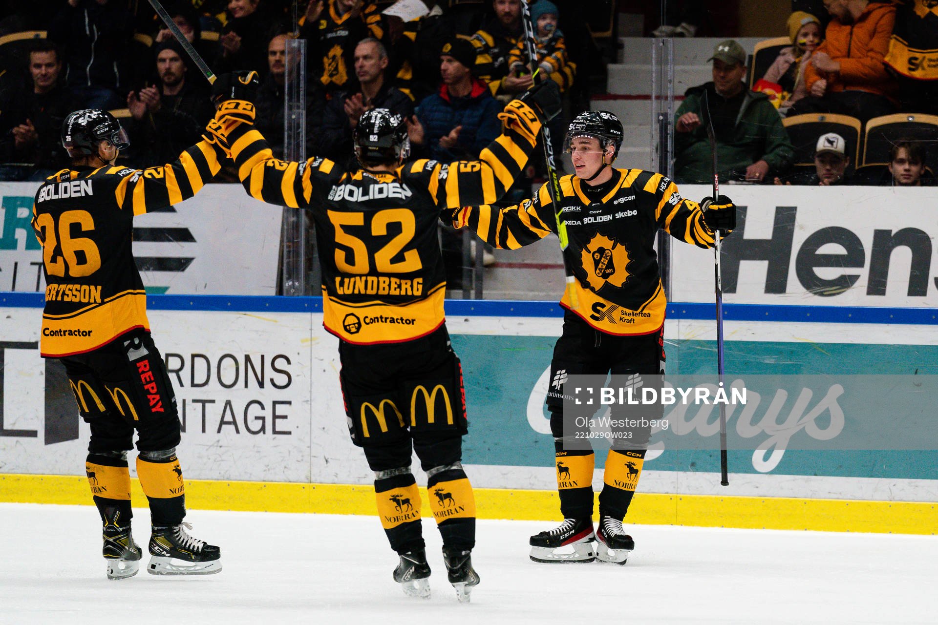 Skellefteås Elias Salomonsson jublar