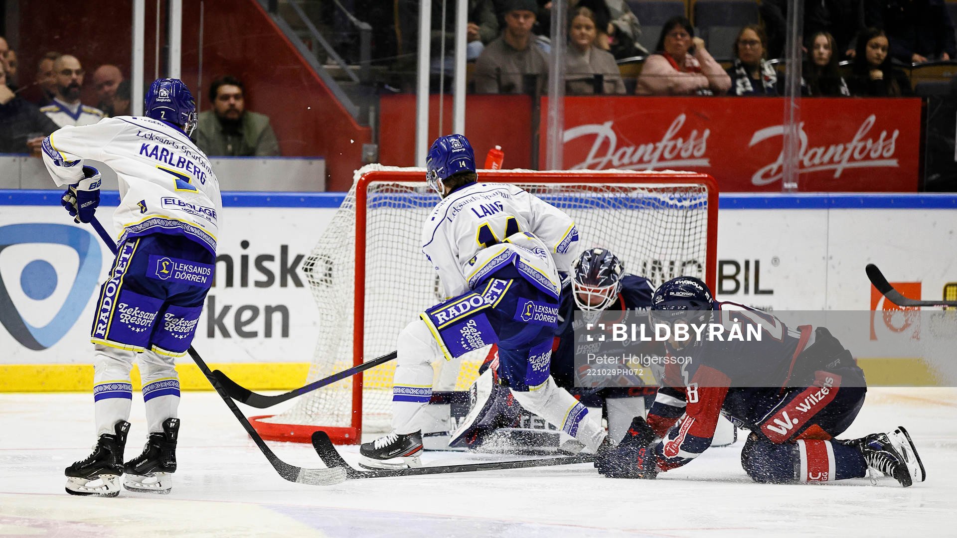 Mål 4-2 av Leksands Oskar Lang förbi Linköpings målvakt