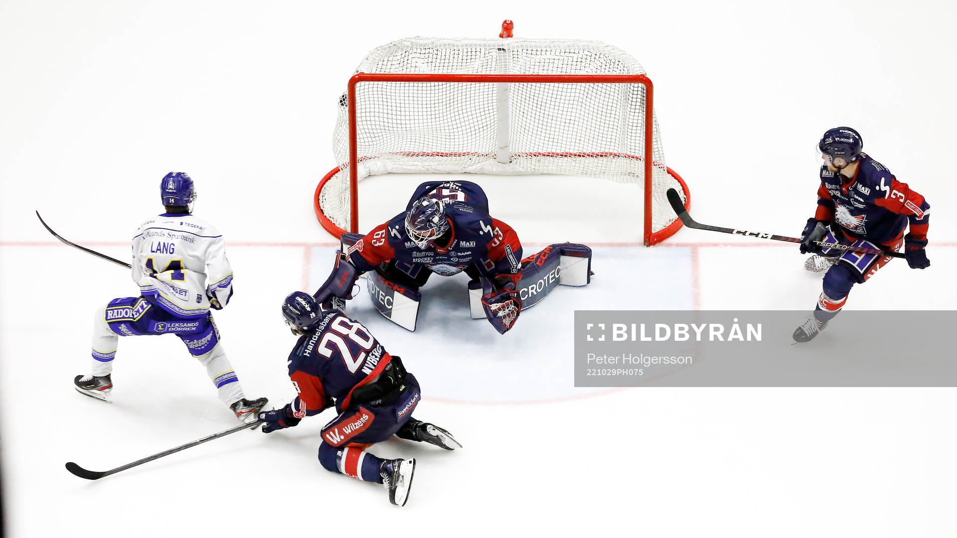 Mål 4-2 av Leksands Oskar Lang förbi Linköpings målvakt