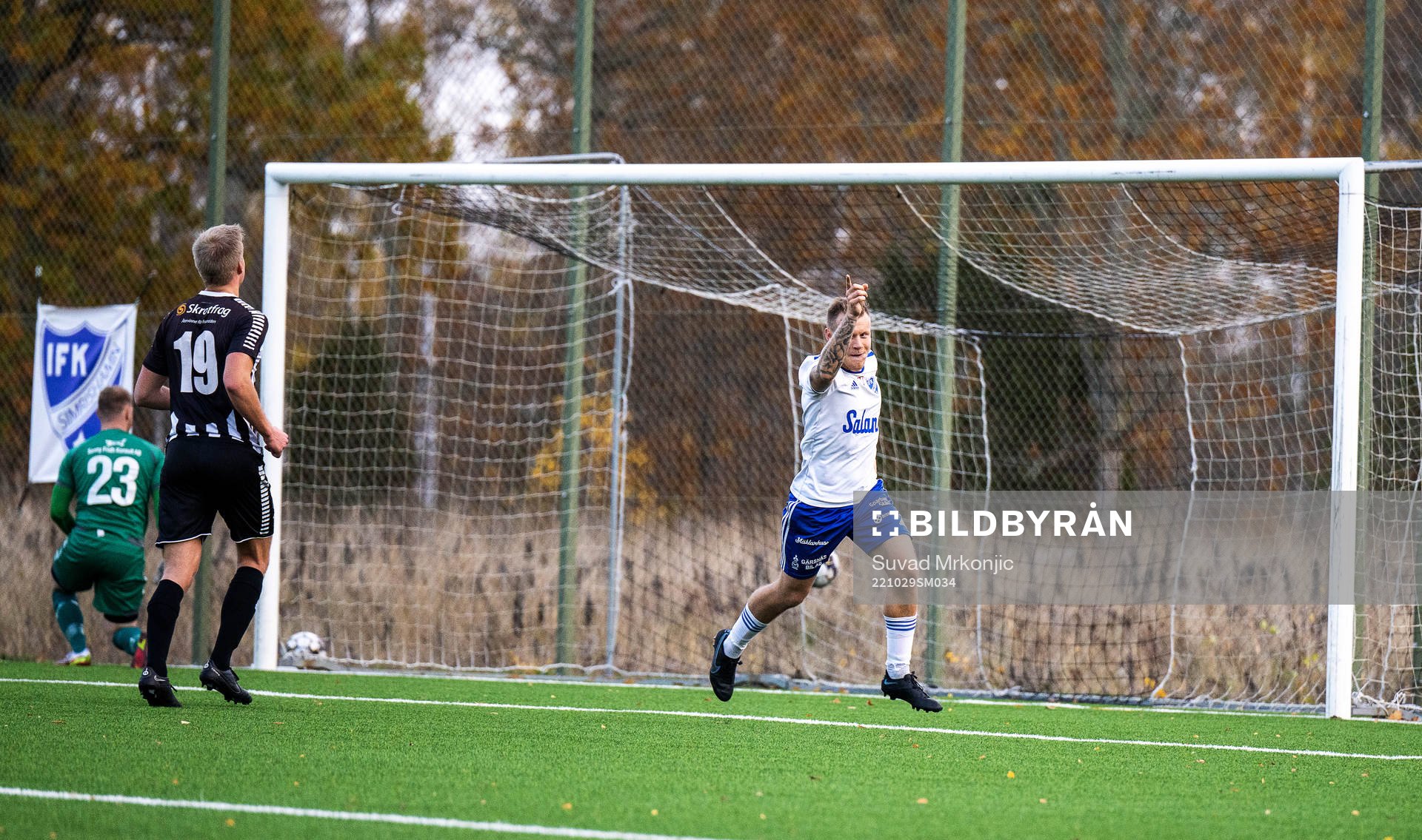 Simrishamns Fredrik Hansson jublar