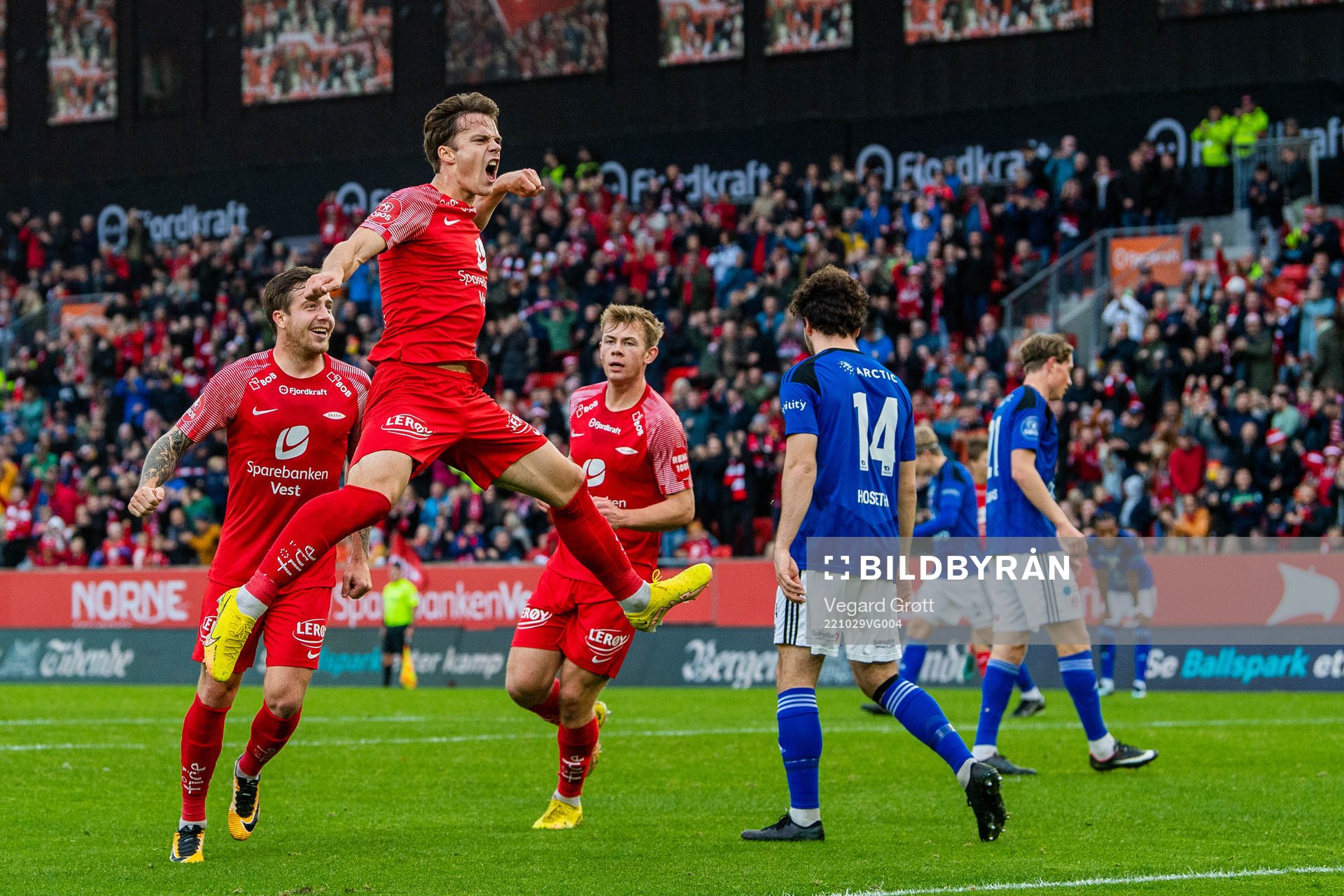 Felix Horn Myhre of Brann celebrates