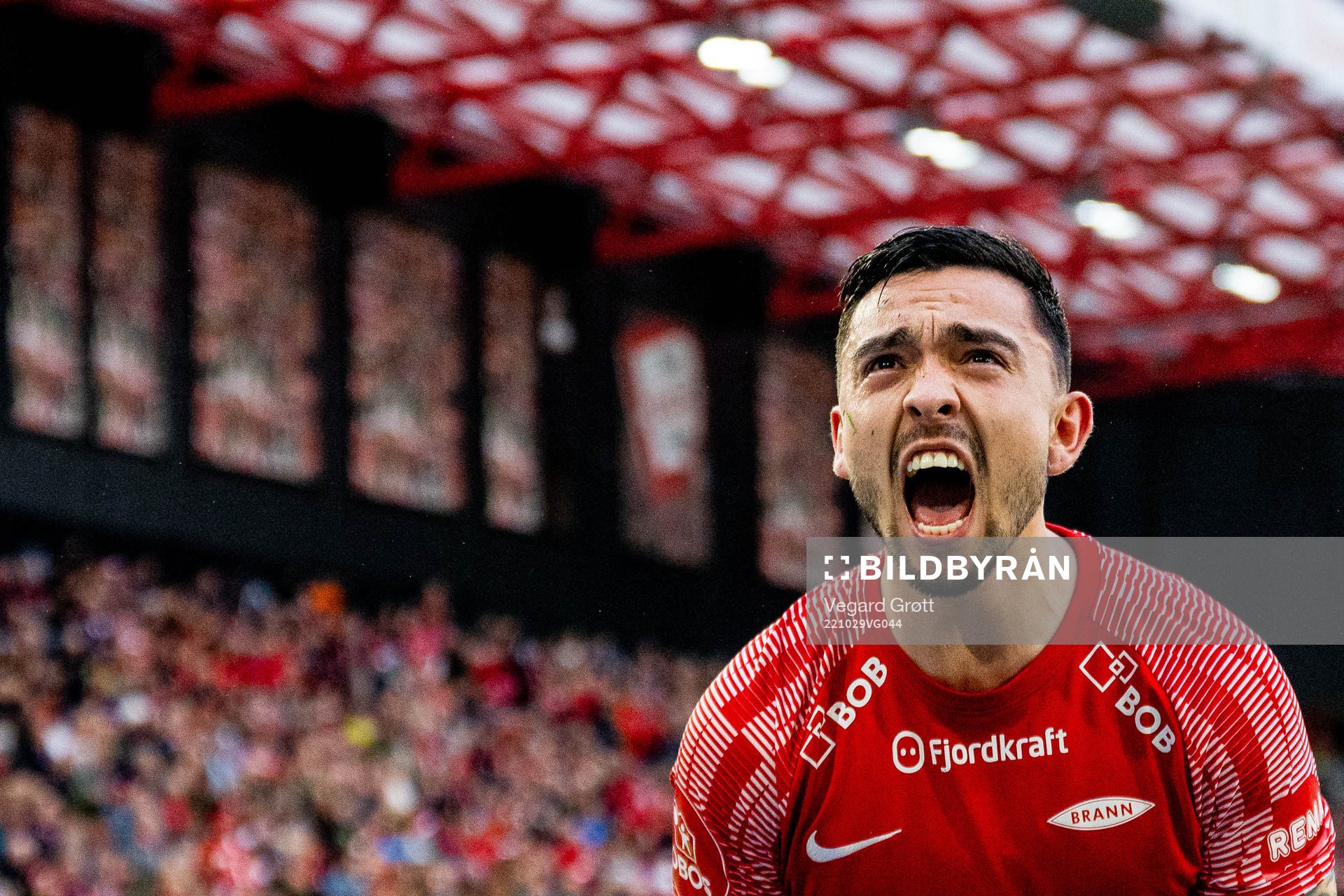 Niklas Castro of Brann celebrates