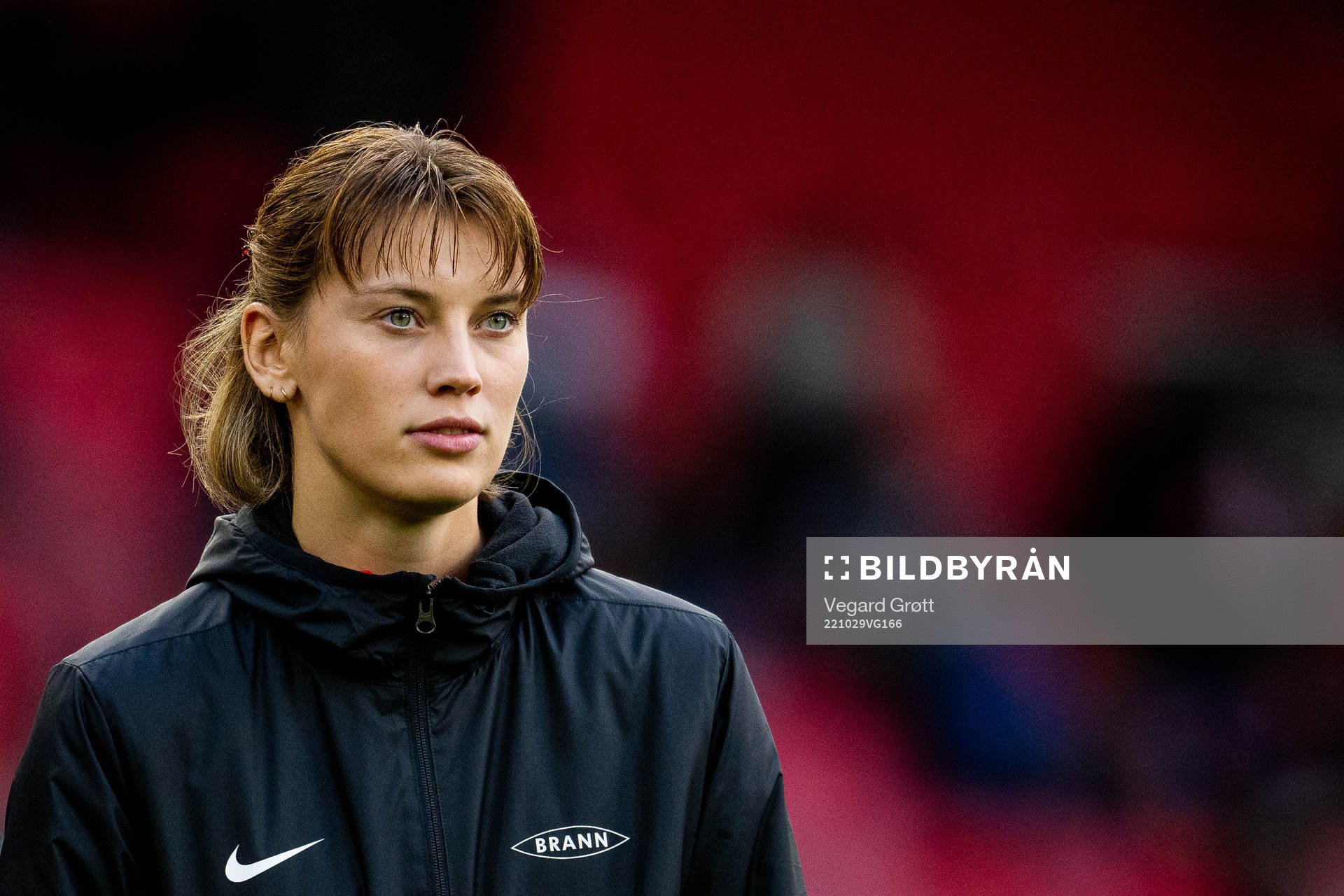 Rakel Engesvik of Brann at half-time during the OBOS-ligaen football match between Brann and KFUM on October 29, 2022 in Bergen. 