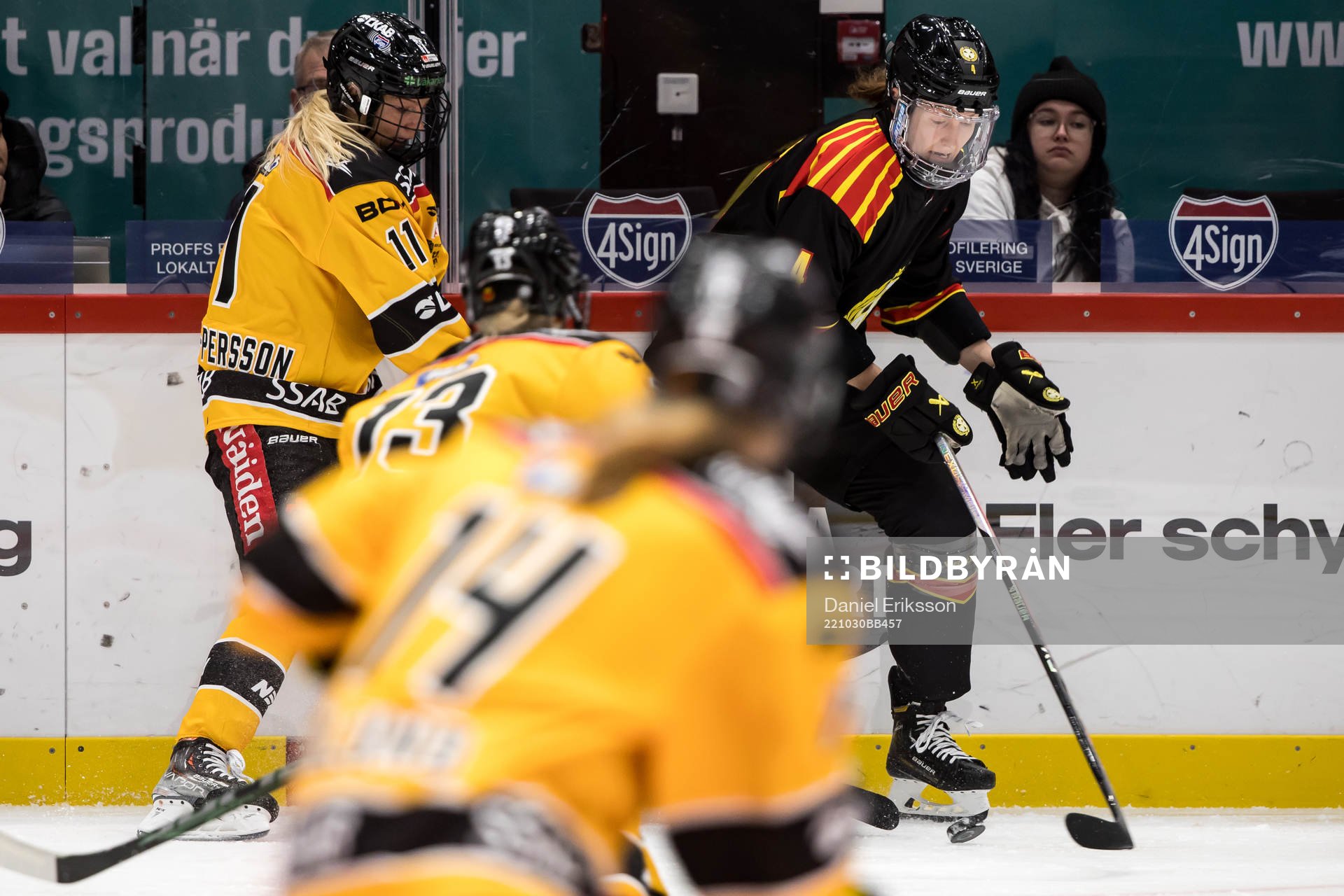 Luleås Josefine Persson och Brynäs Rosa Lindstedt