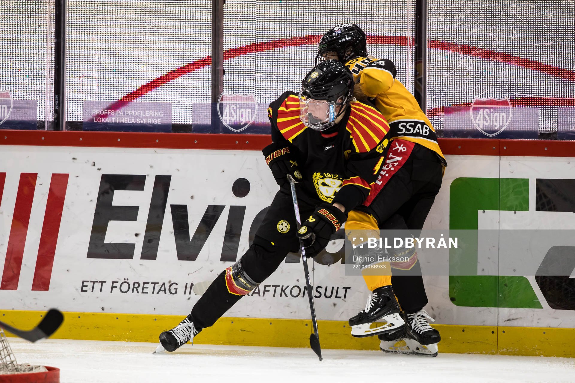 Brynäs Rosa Lindstedt och Luleås Noora Tulus