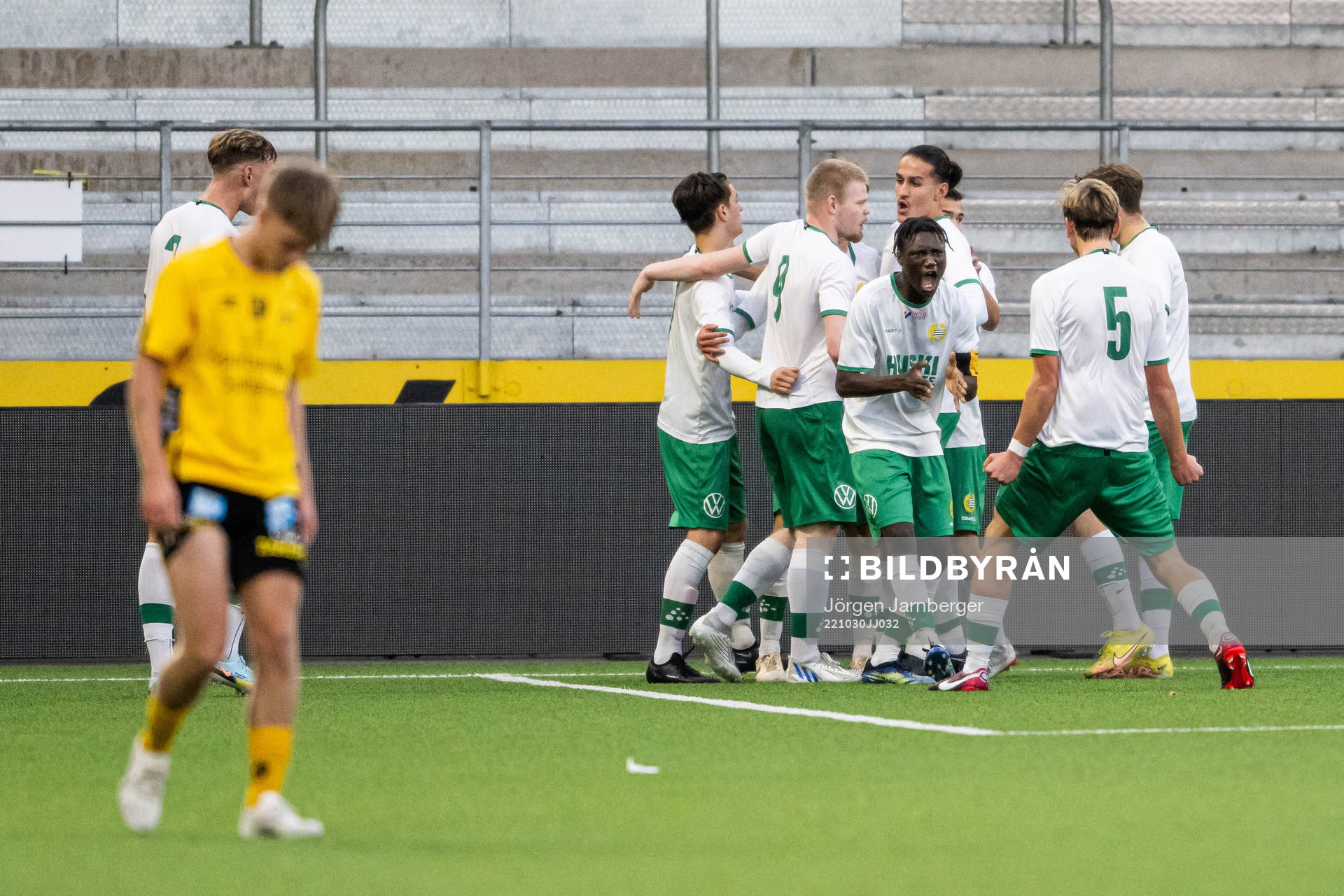 Hammerbys spelare jublar