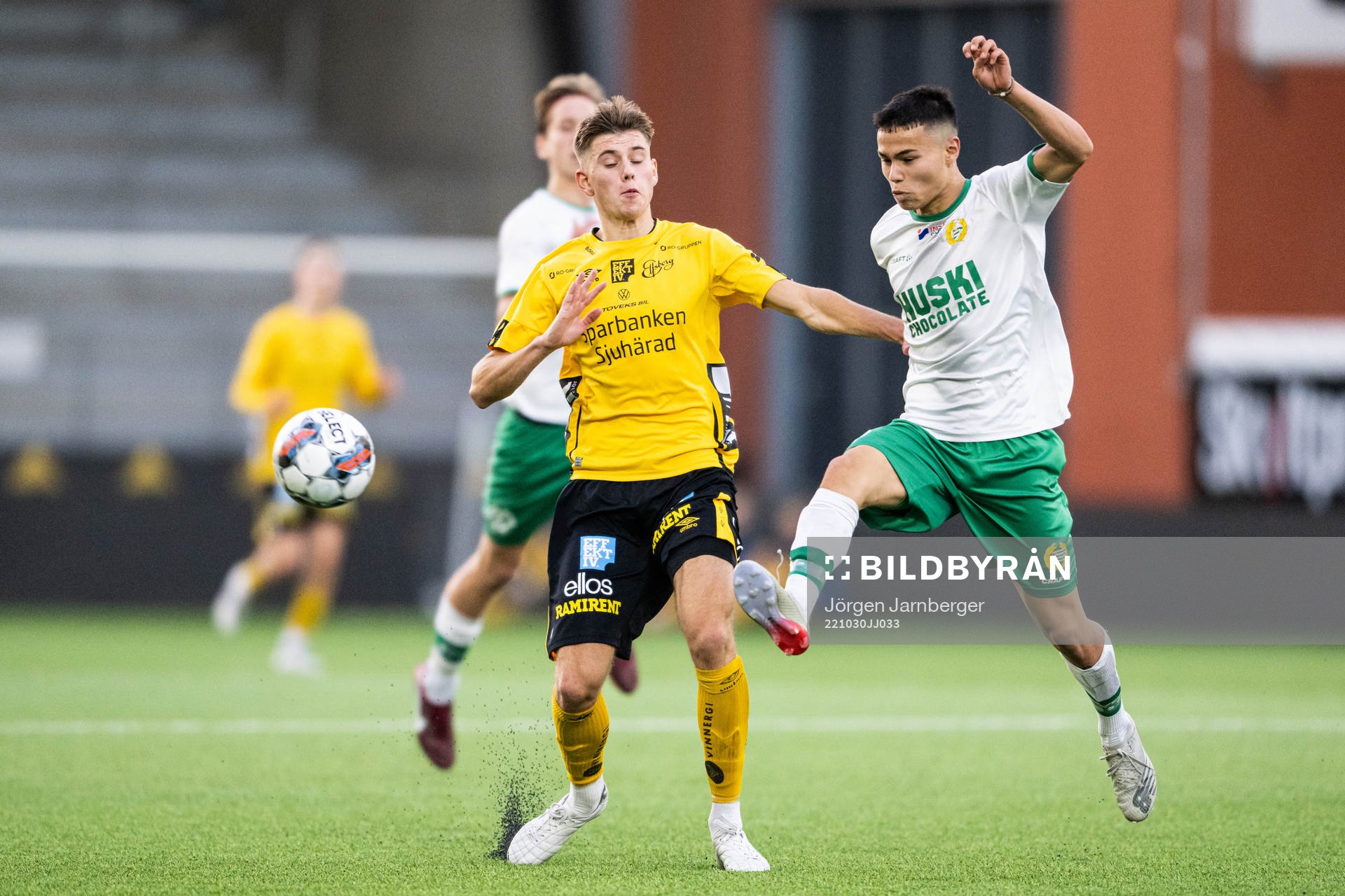 Elfsborgs Lukas Paulsén och Hammerbys Liam Mahachai