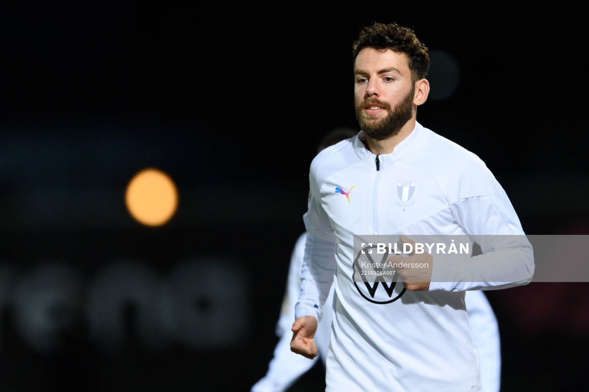 Malmö FFs Erdal Rakip före fotbollsmatchen i Allsvenskan