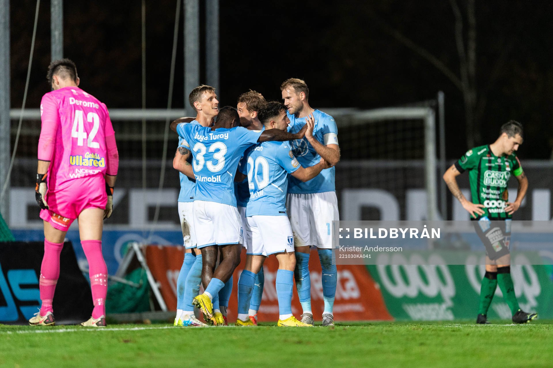 Malmö FFs Søren Rieks jublar med lagkamrater
