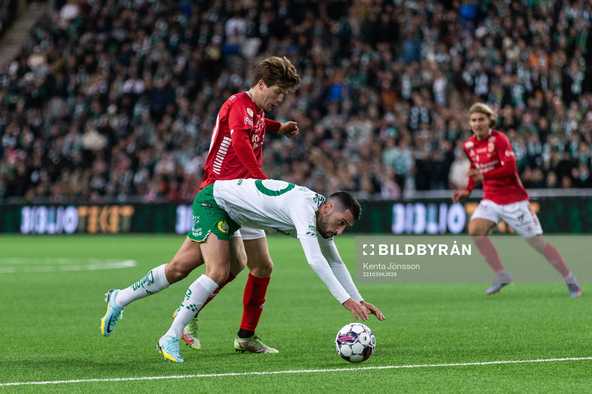 Kalmars Oliver Berg och Hammarbys Nahir Besara