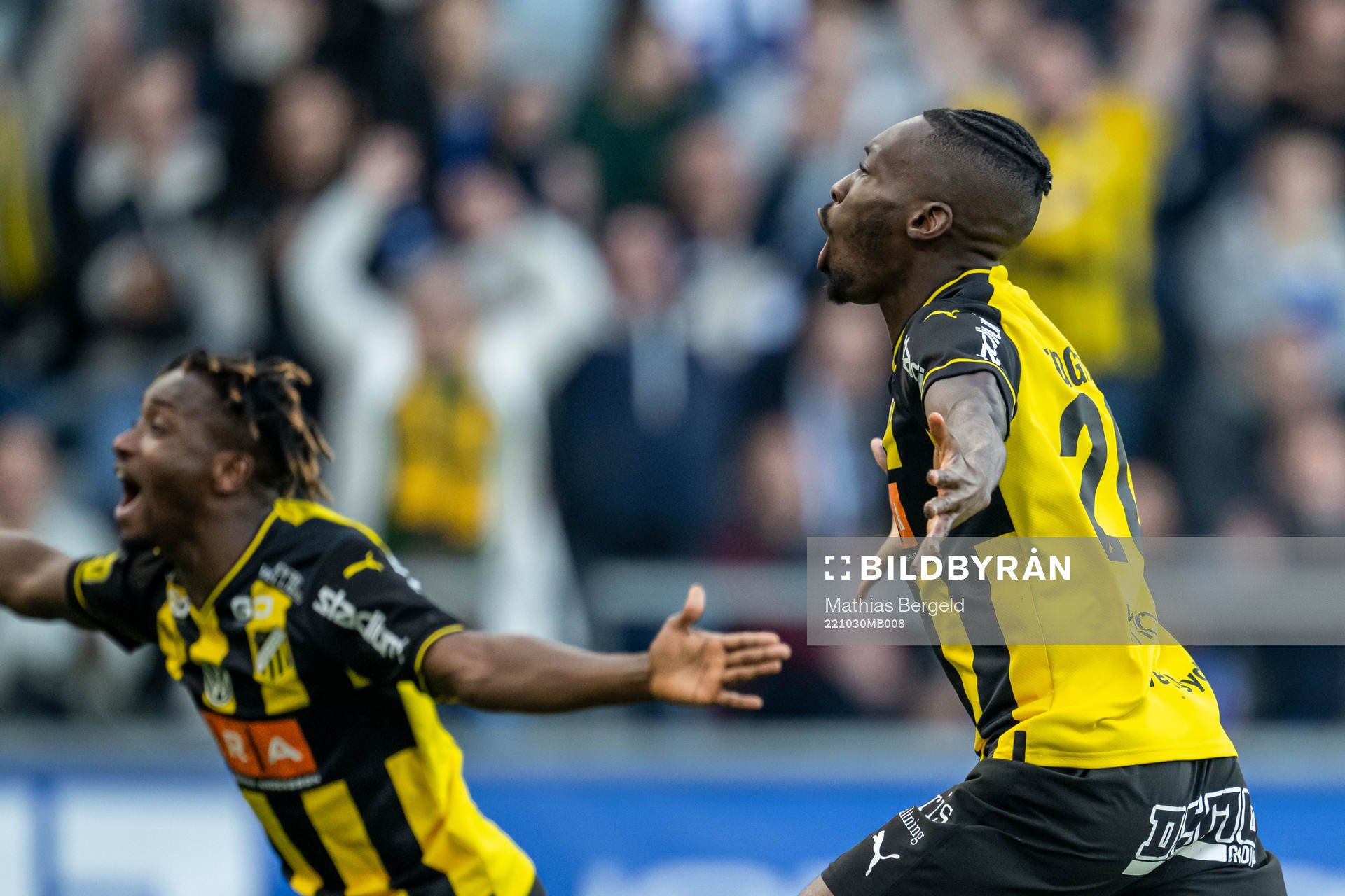 Häckens Blair Sebastian Turgott jublar