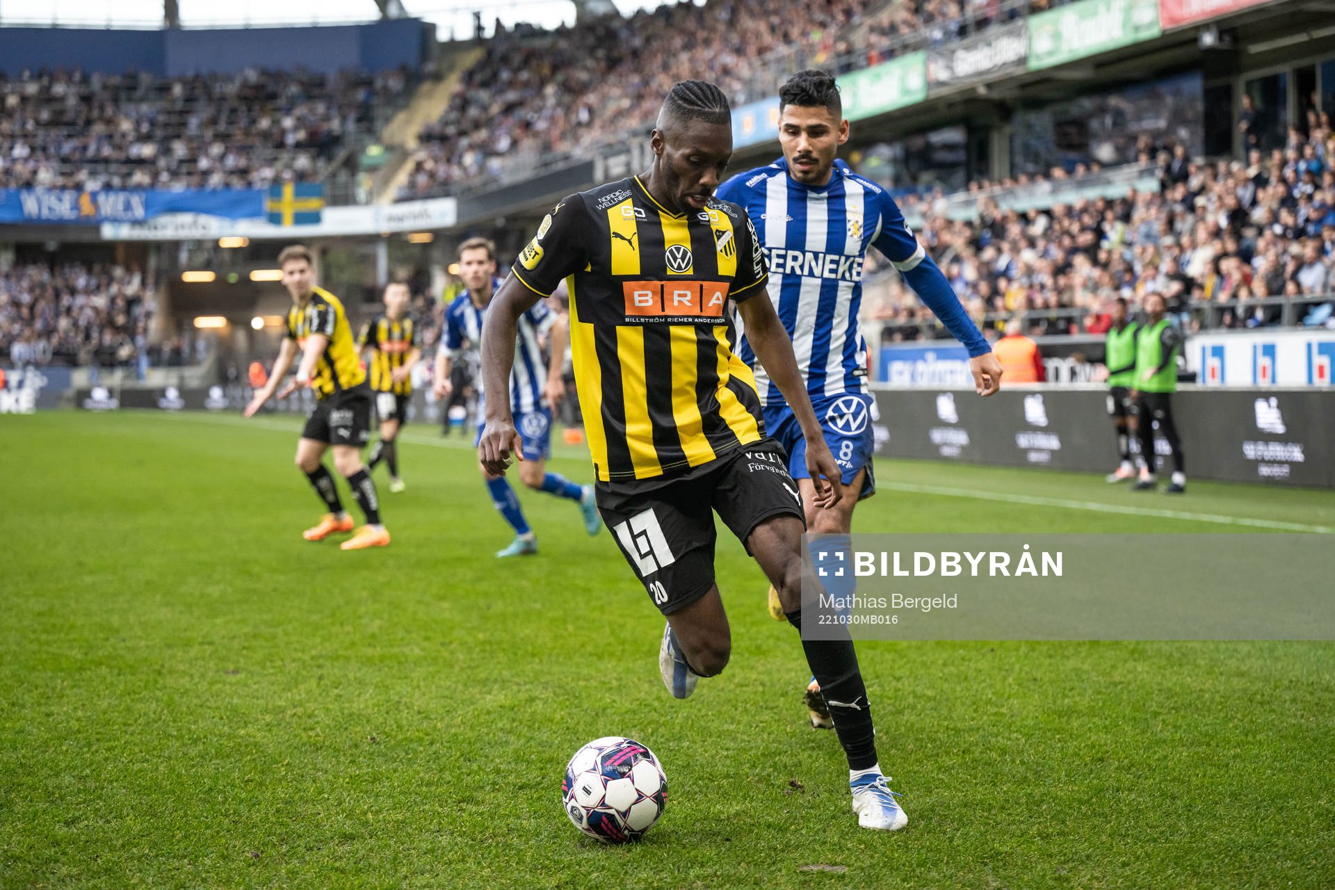 Häckens Blair Sebastian Turgott och IFK Göteborgs Hosam