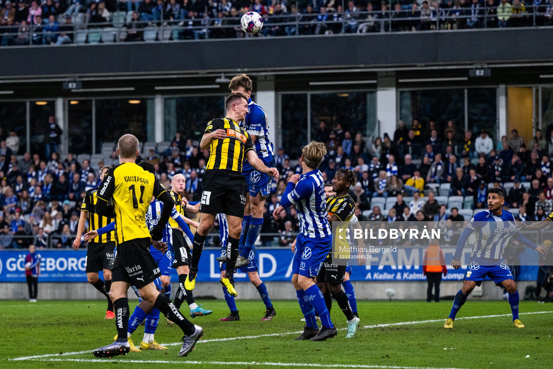 Häckens Even Hovland och IFK Göteborgs Carl Johansson