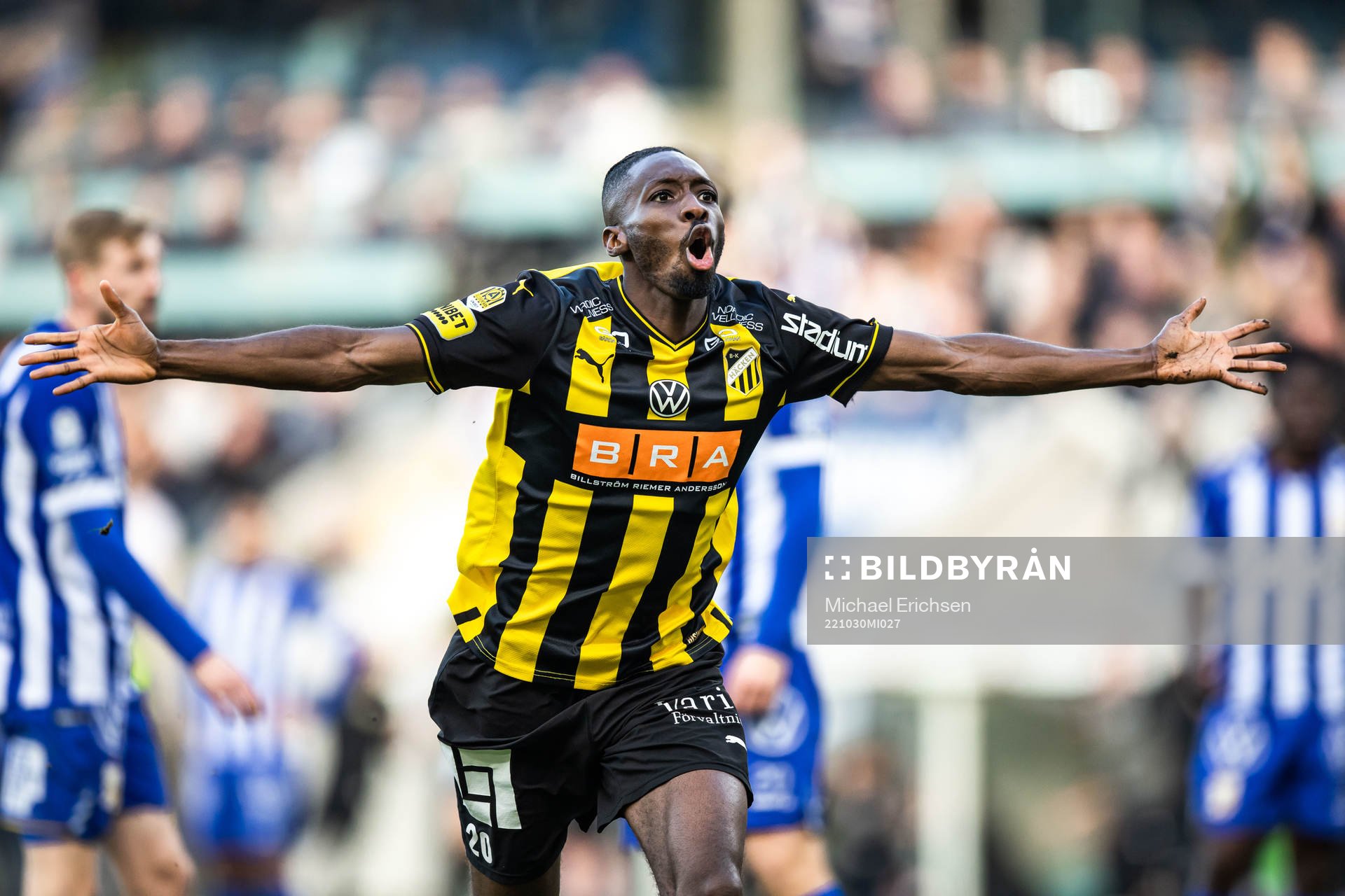 Häckens Blair Sebastian Turgott jublar