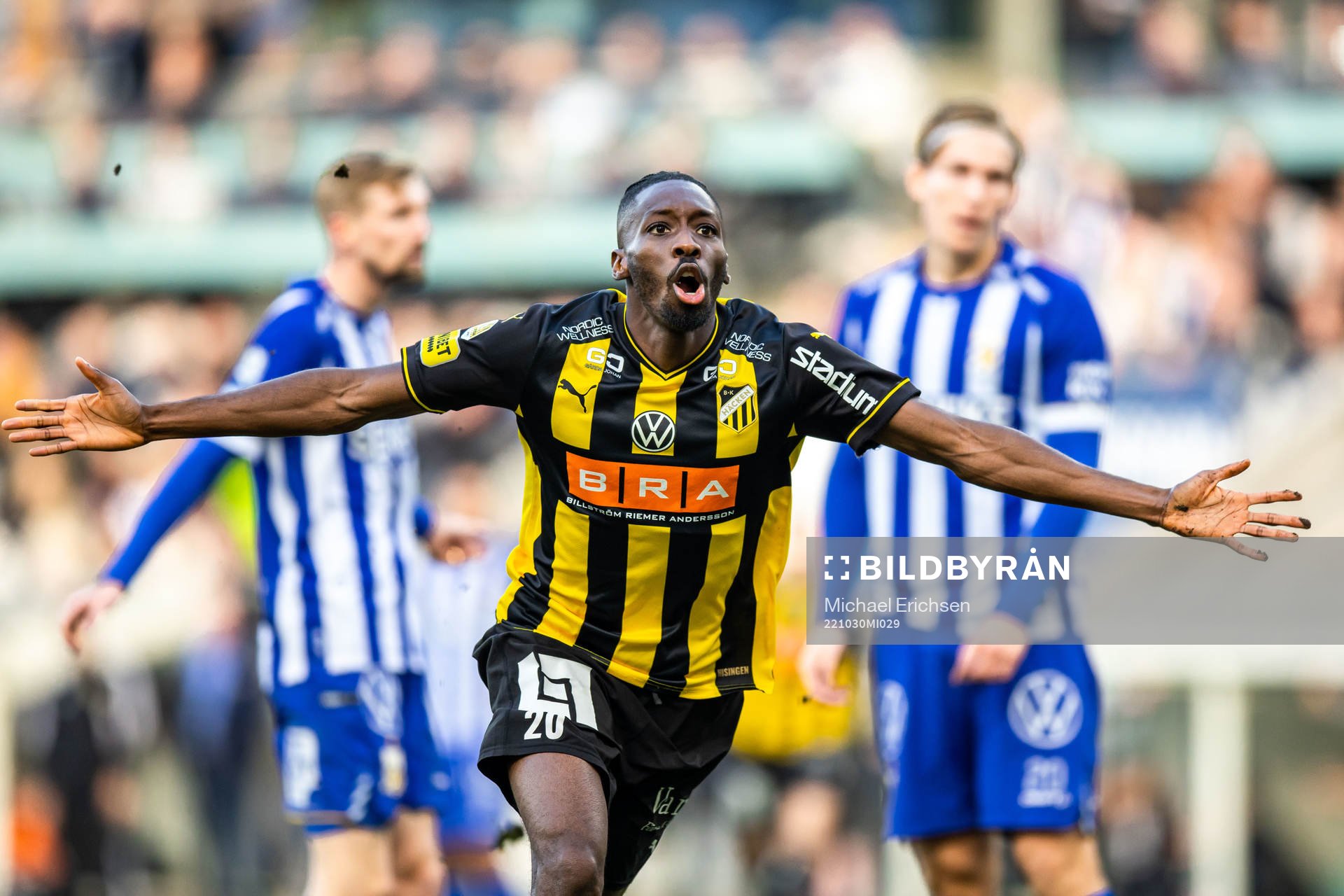 Häckens Blair Sebastian Turgott jublar