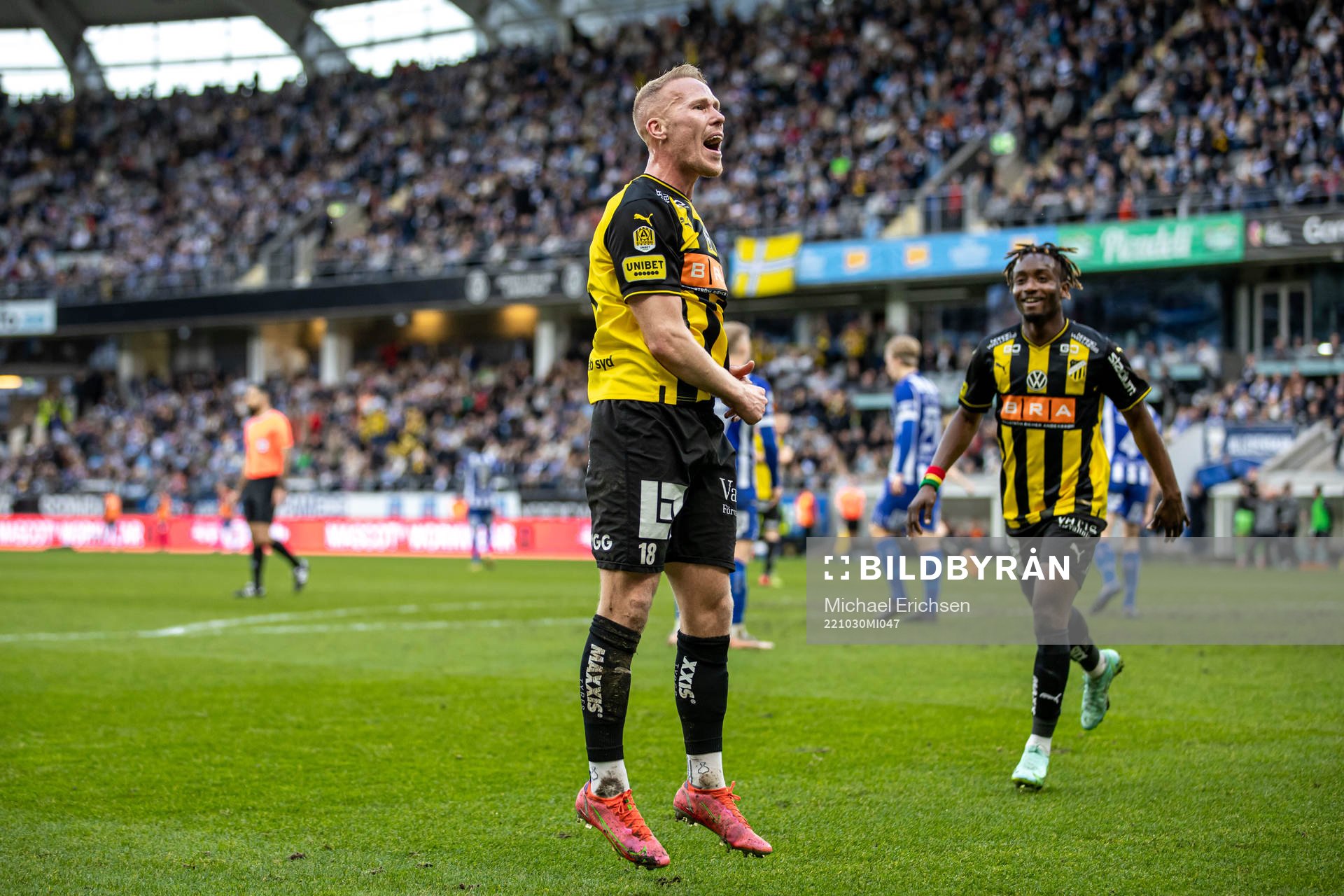 Häckens Mikkel Rygaard Jensen jublar