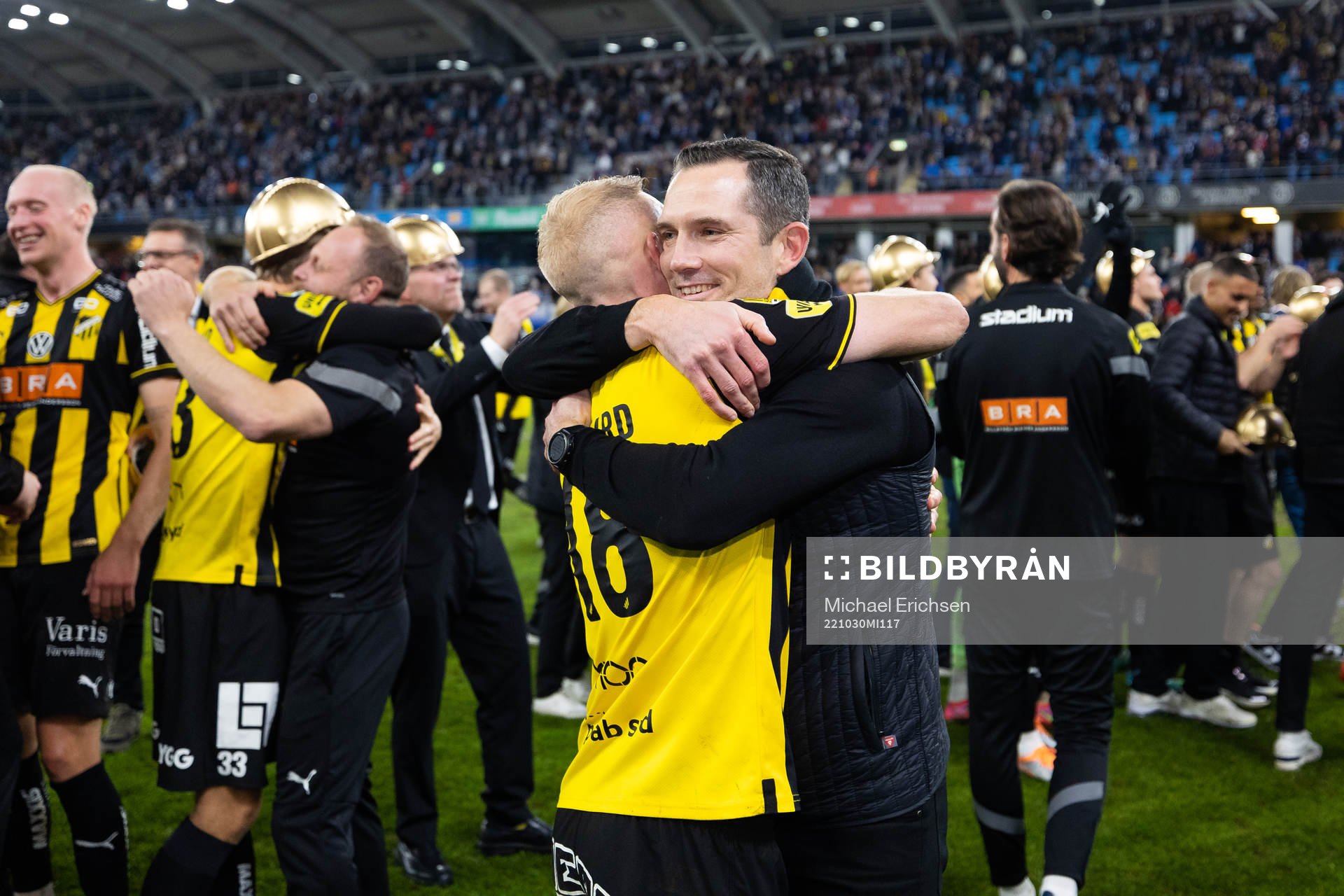 Häckens Mikkel Rygaard Jensen och sportchef Martin