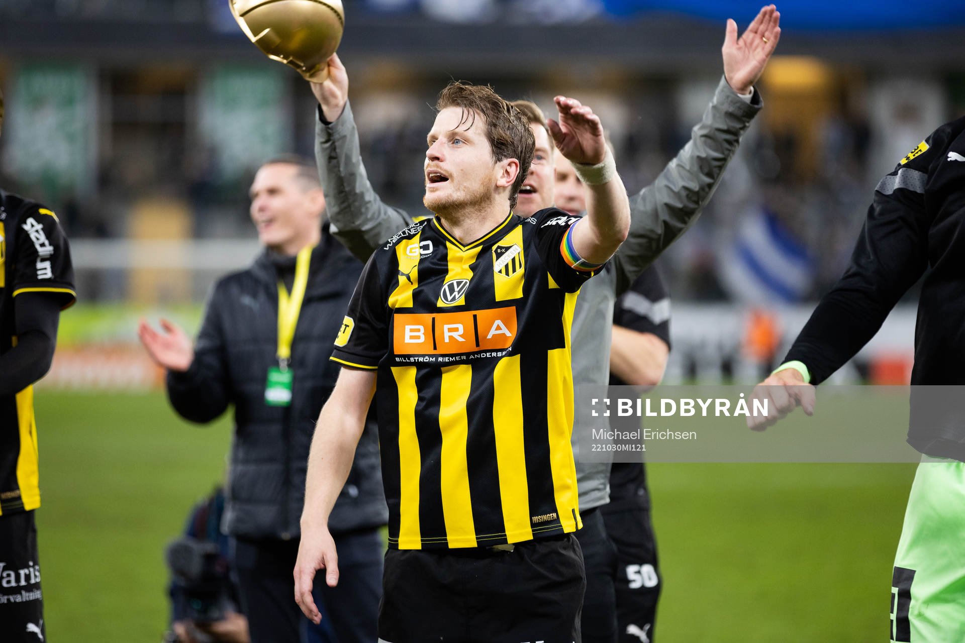 Häckens Erik Friberg jublar