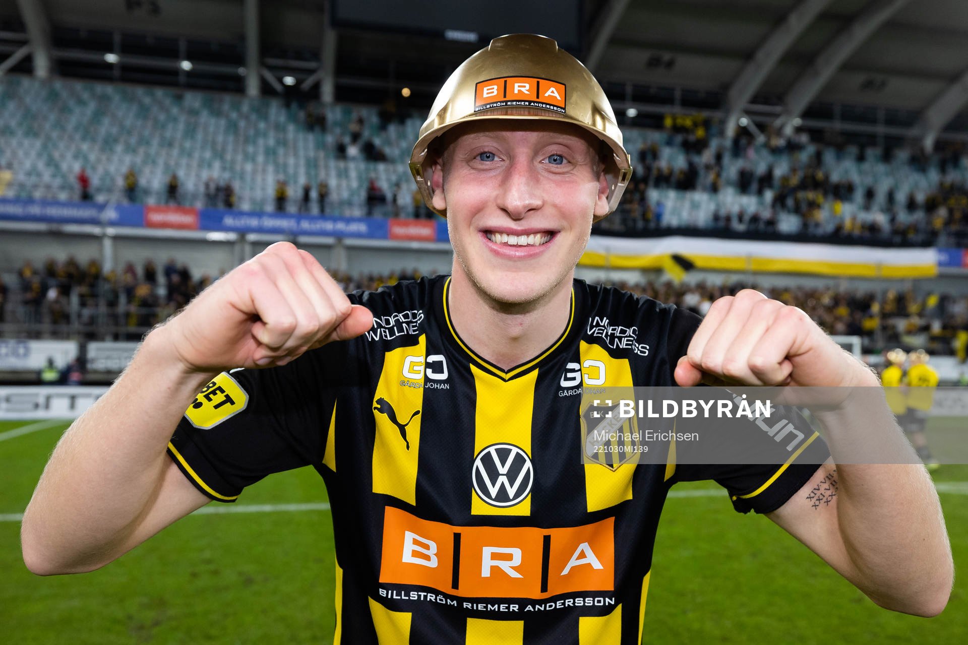 Häckens Valgeir Fridriksson jublar