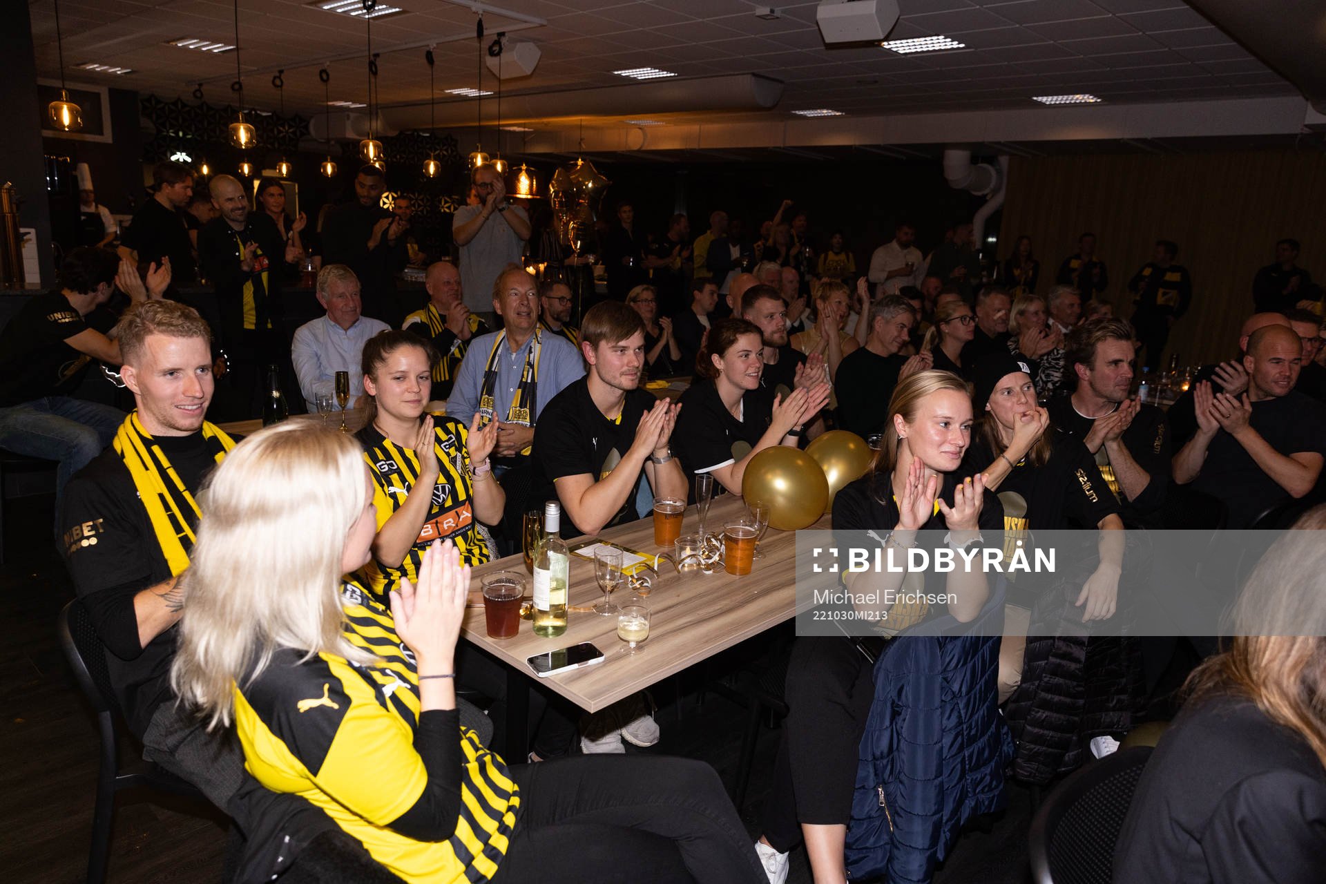Häckenspelare med respektive