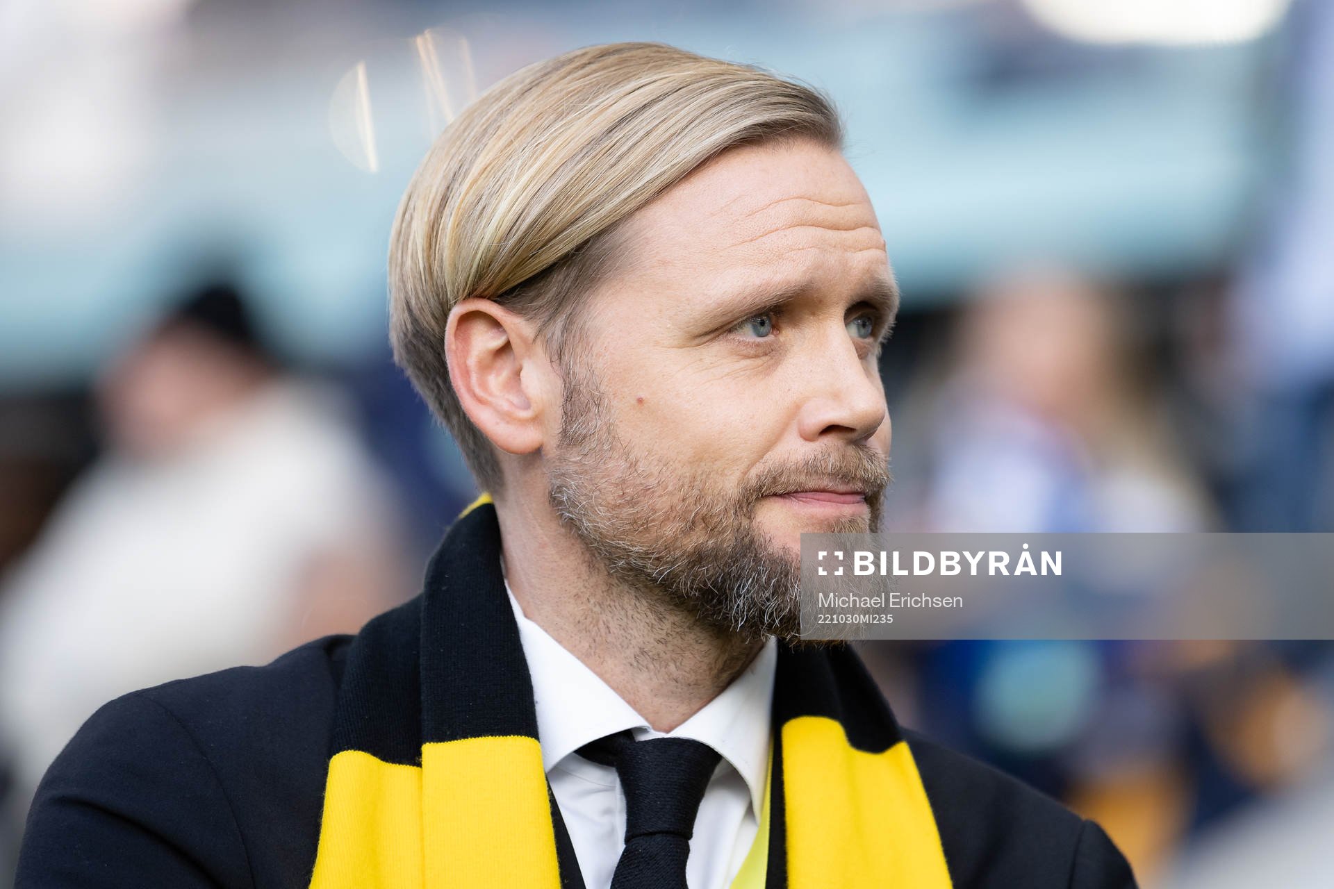 Häckens klubbchef Marcus Jodin innan  fotbollsmatchen i