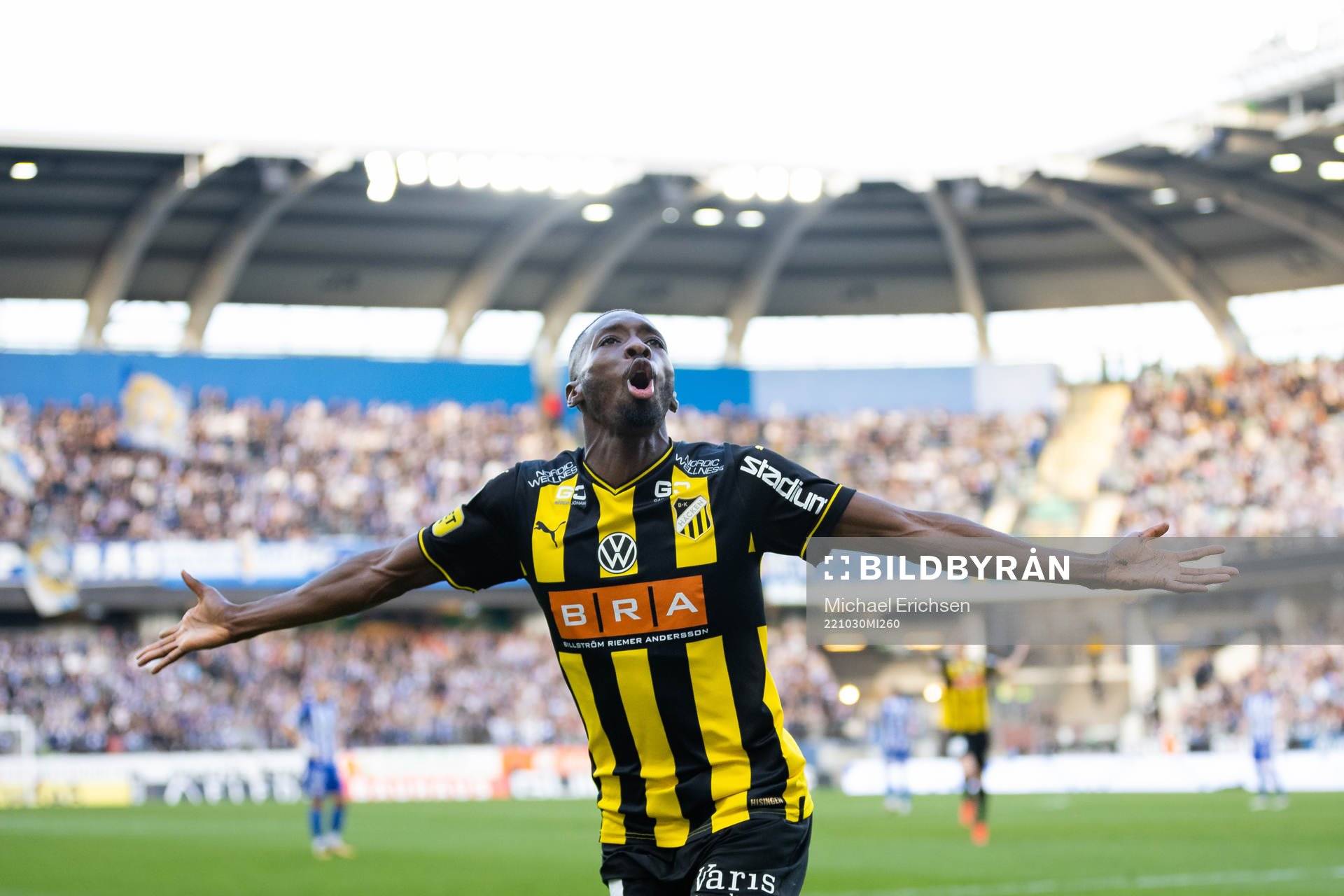 Häckens Blair Sebastian Turgott jublar