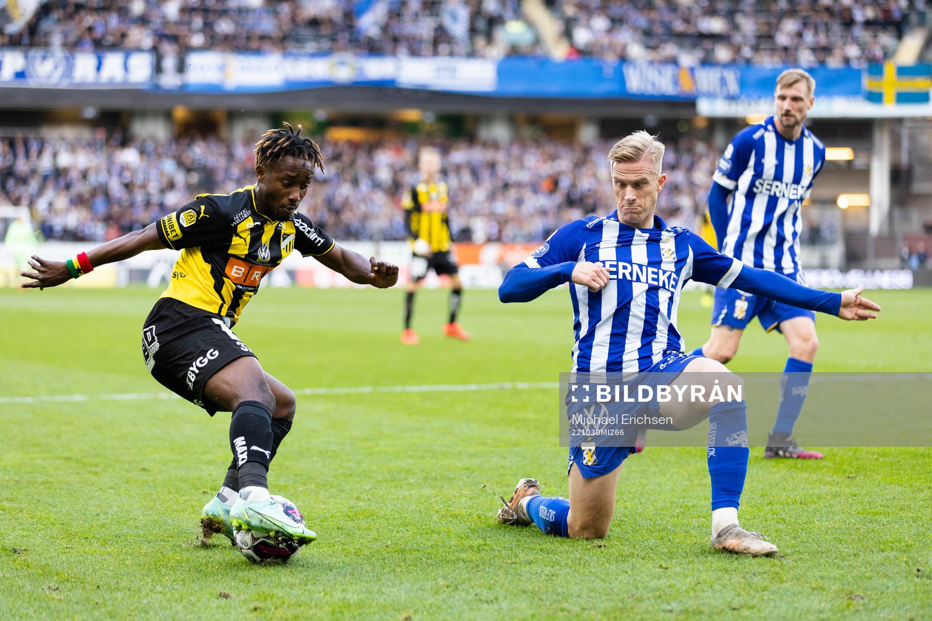Häckens Ibrahim Sadiq och IFK Göteborgs Oscar Wendt
