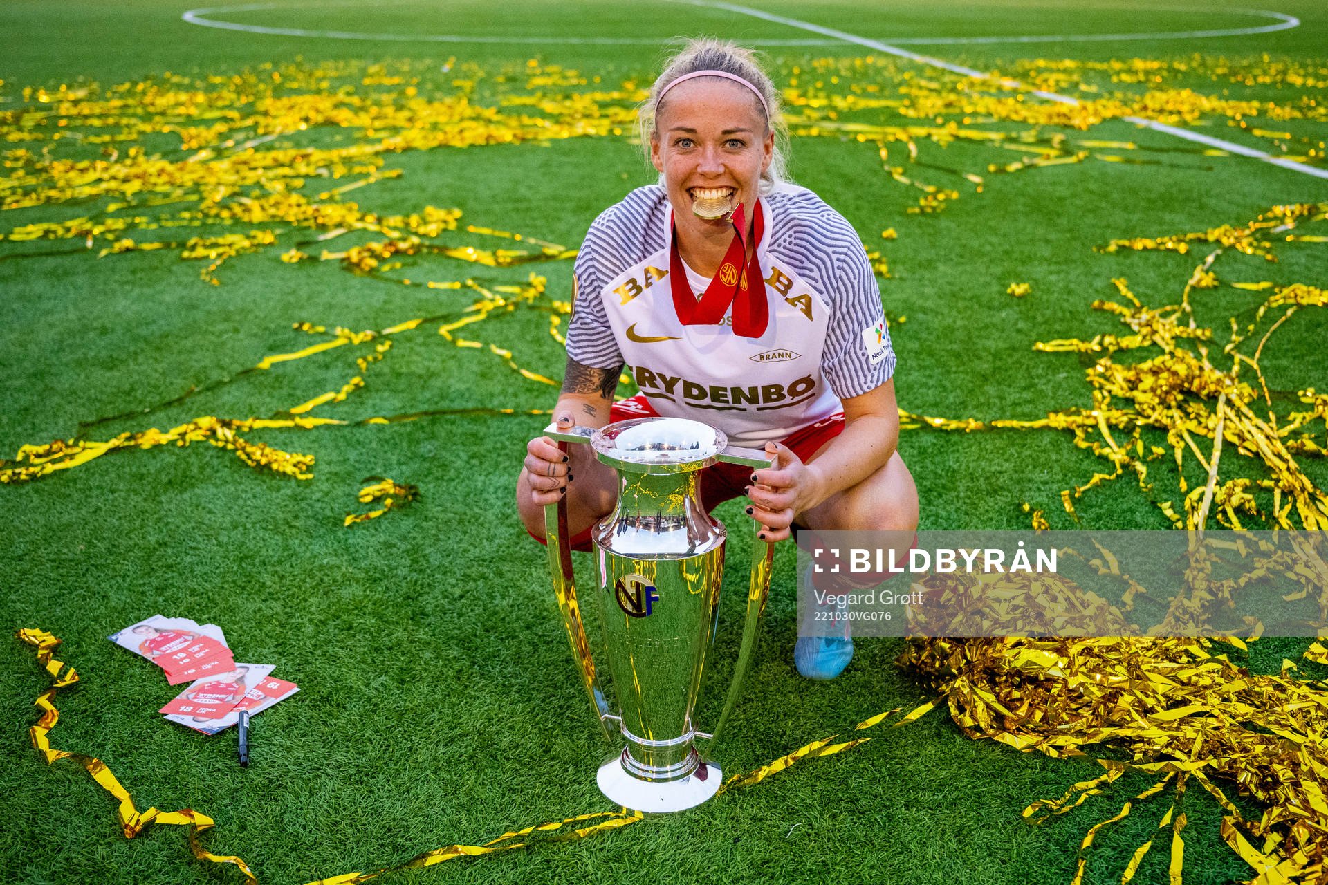 Therese Sessy Åsland of Brann celebrates with the trophy
