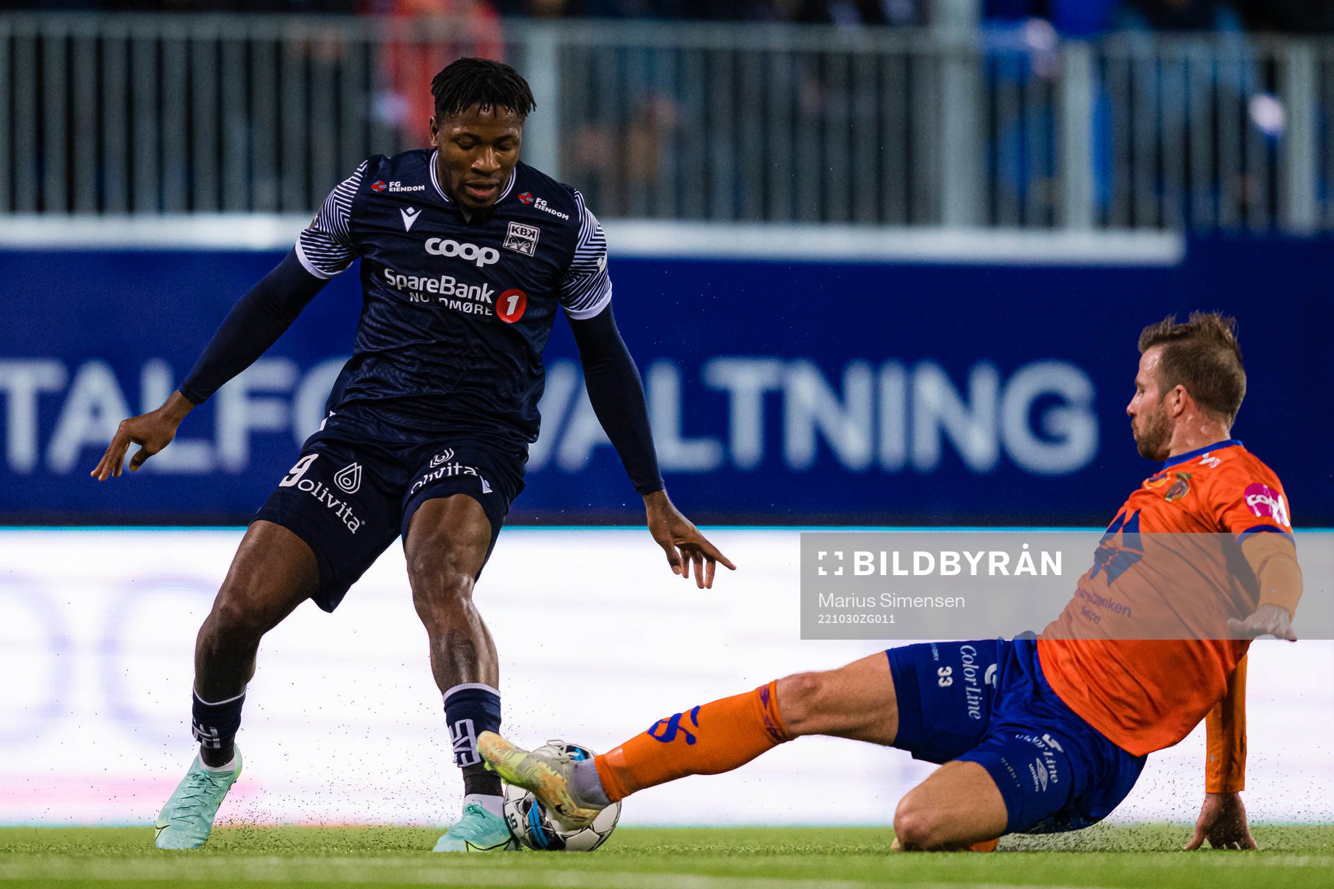 Pemi Moumbagna Faris of Kristiansund and Simen Rafn of