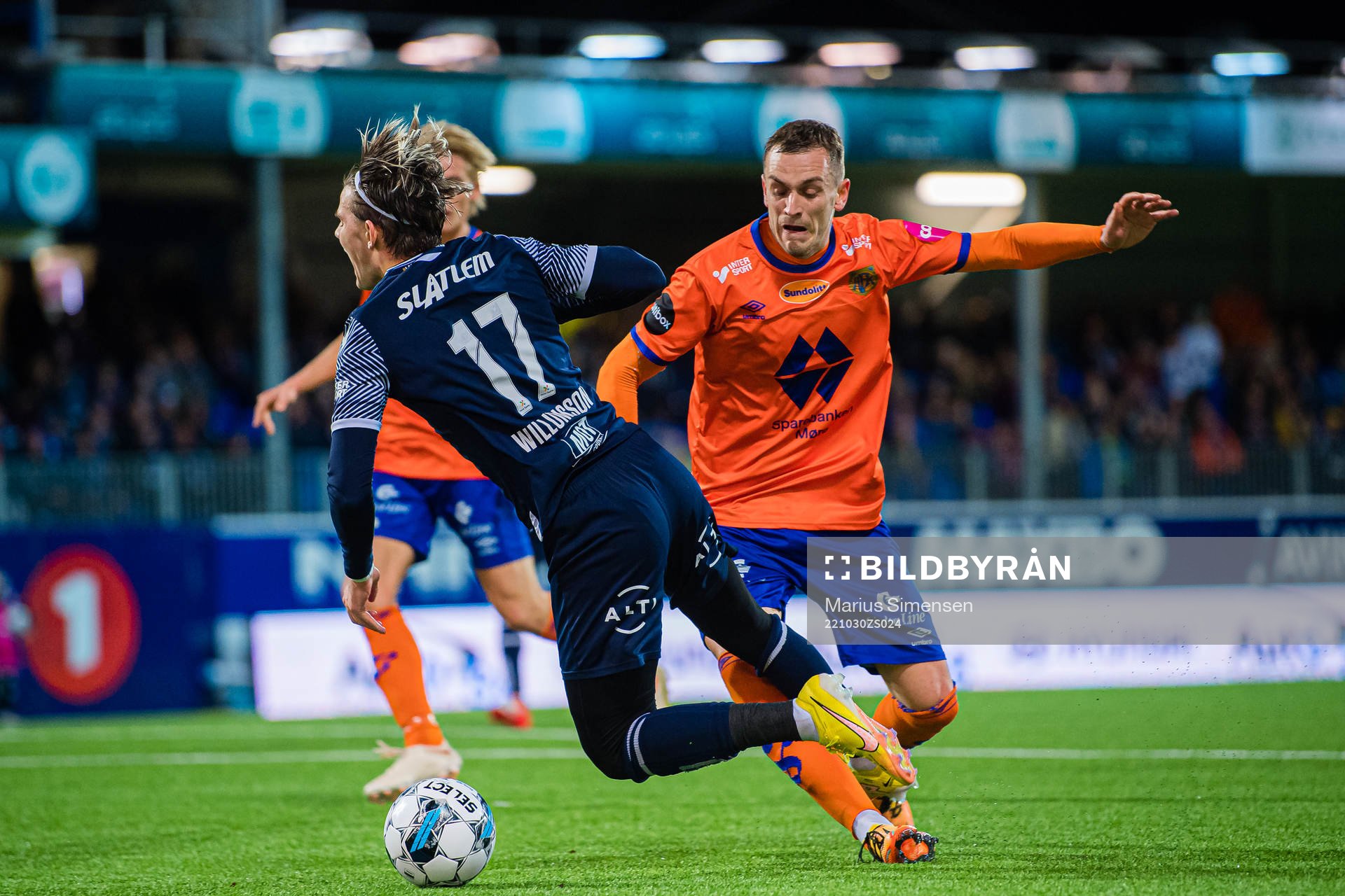 Brynjolfur Andersen Willumsson of Kristiansund and Besim