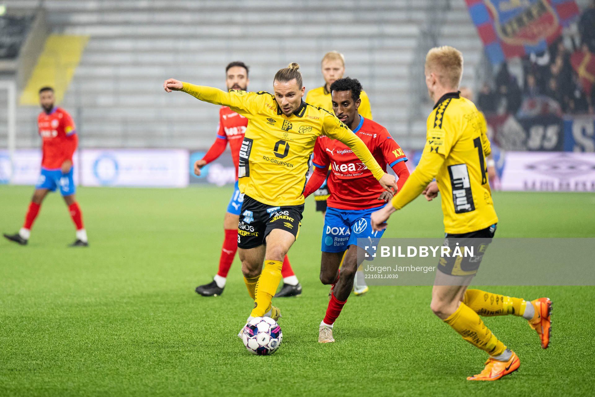 Elfsborgs Niklas Hult och Helsingborgs Taha Ali