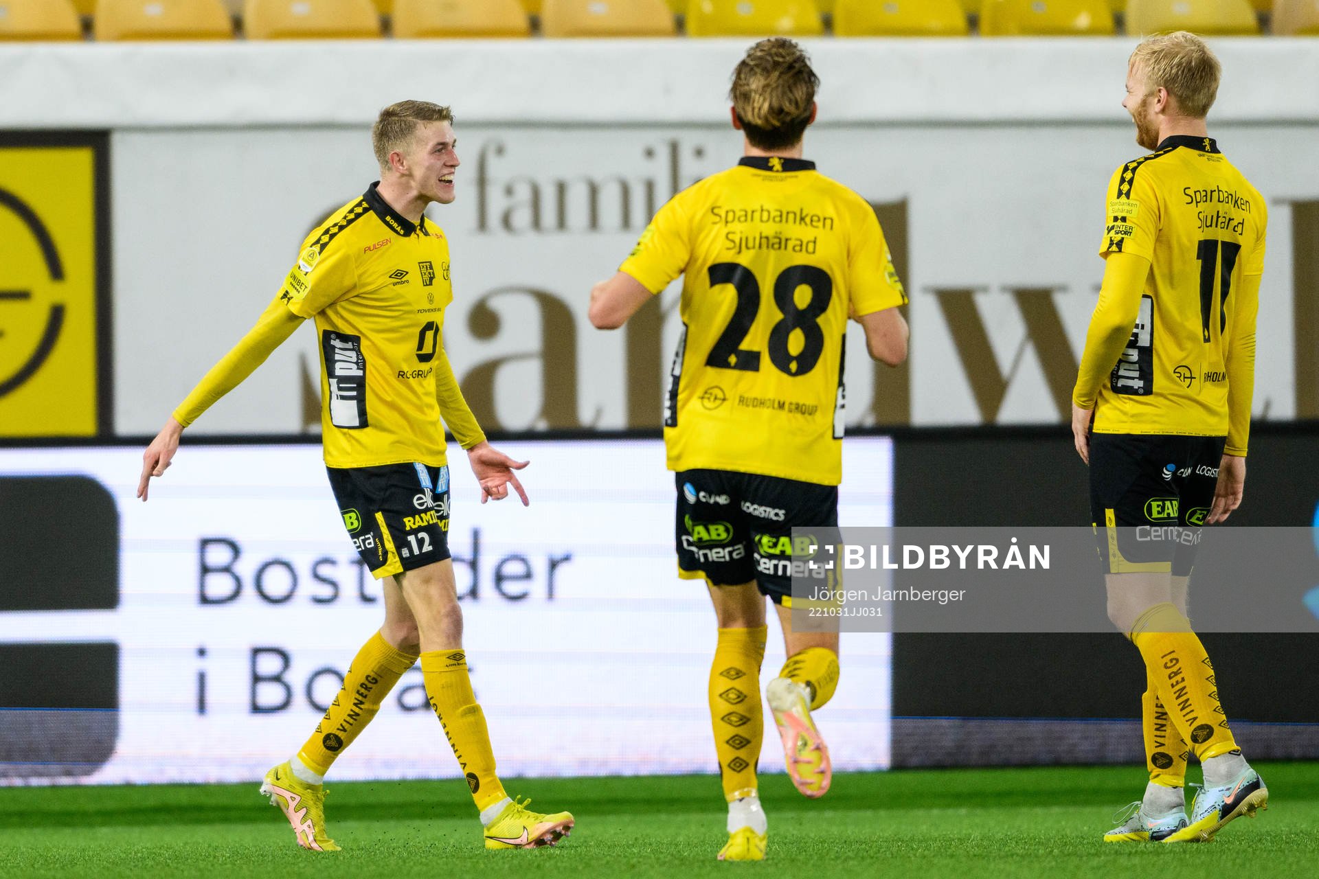 Elfsborgs Alexander Bernhardsson jublar