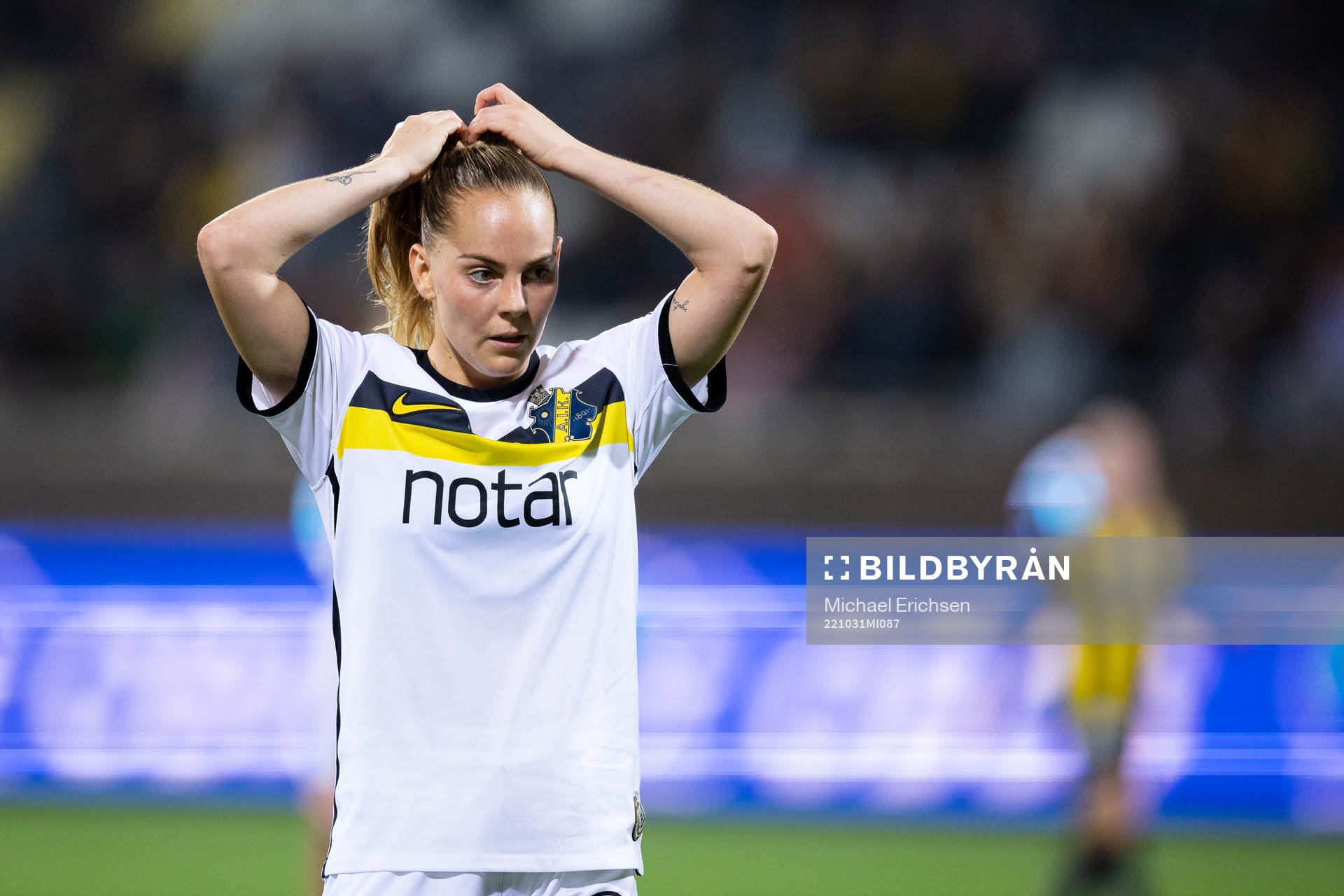 AIKs Agnes Nyberg under fotbollsmatchen i Damallsvenskan mellan Häcken och AIK den 31 oktober 2022 i Göteborg. 