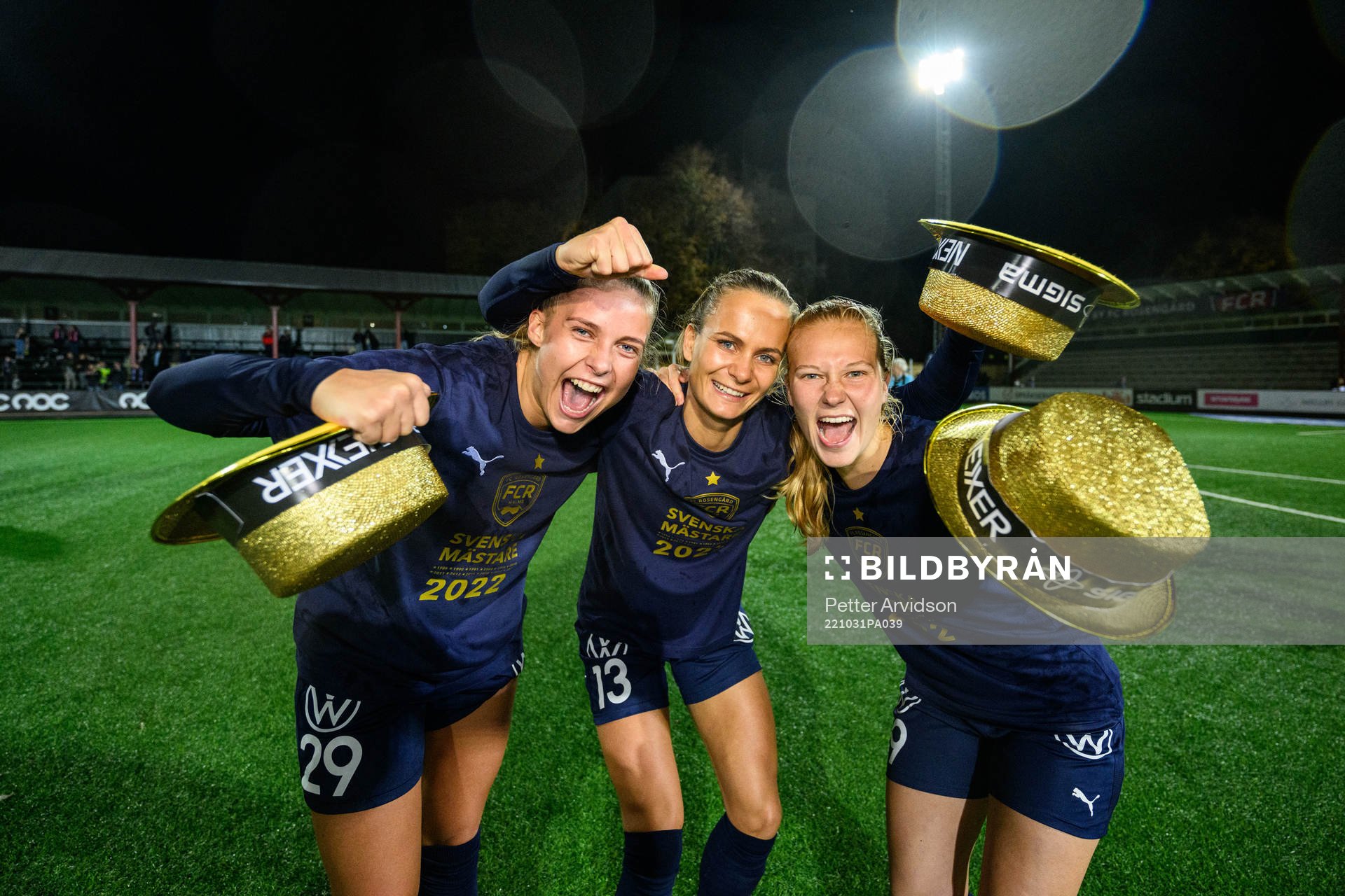 FC Rosengårds Olivia Holdt, Frederikke Thögersen och