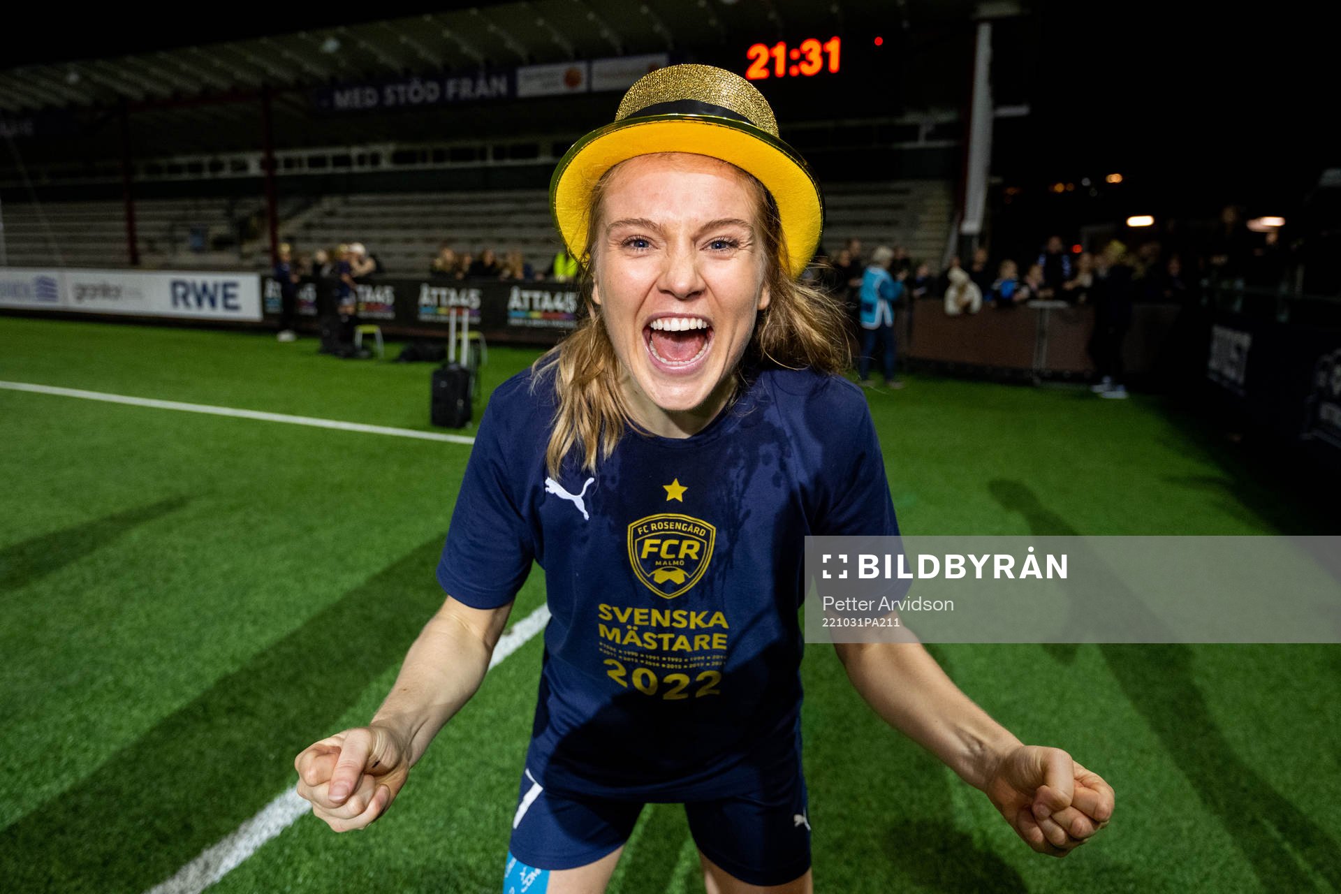 FC Rosengårds Fiona Brown jublar