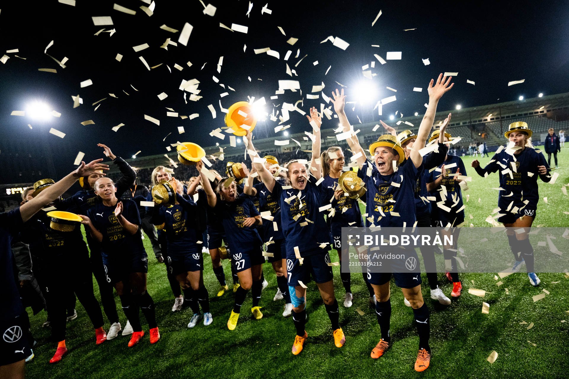 FC Rosengårds Fiona Brown och Jessica Wik  jublar