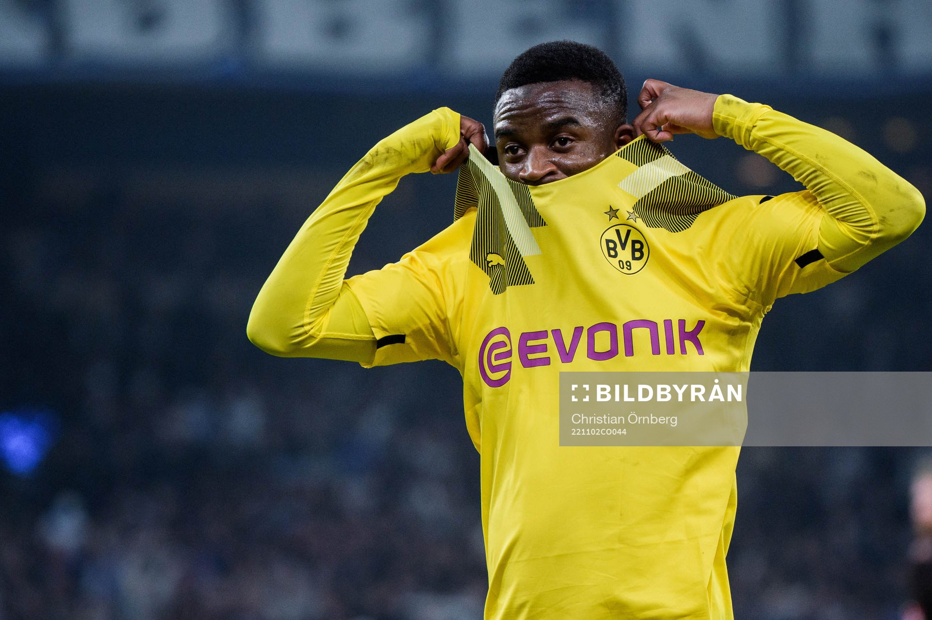 Youssoufa Moukoko of Dortmund looks dejected
