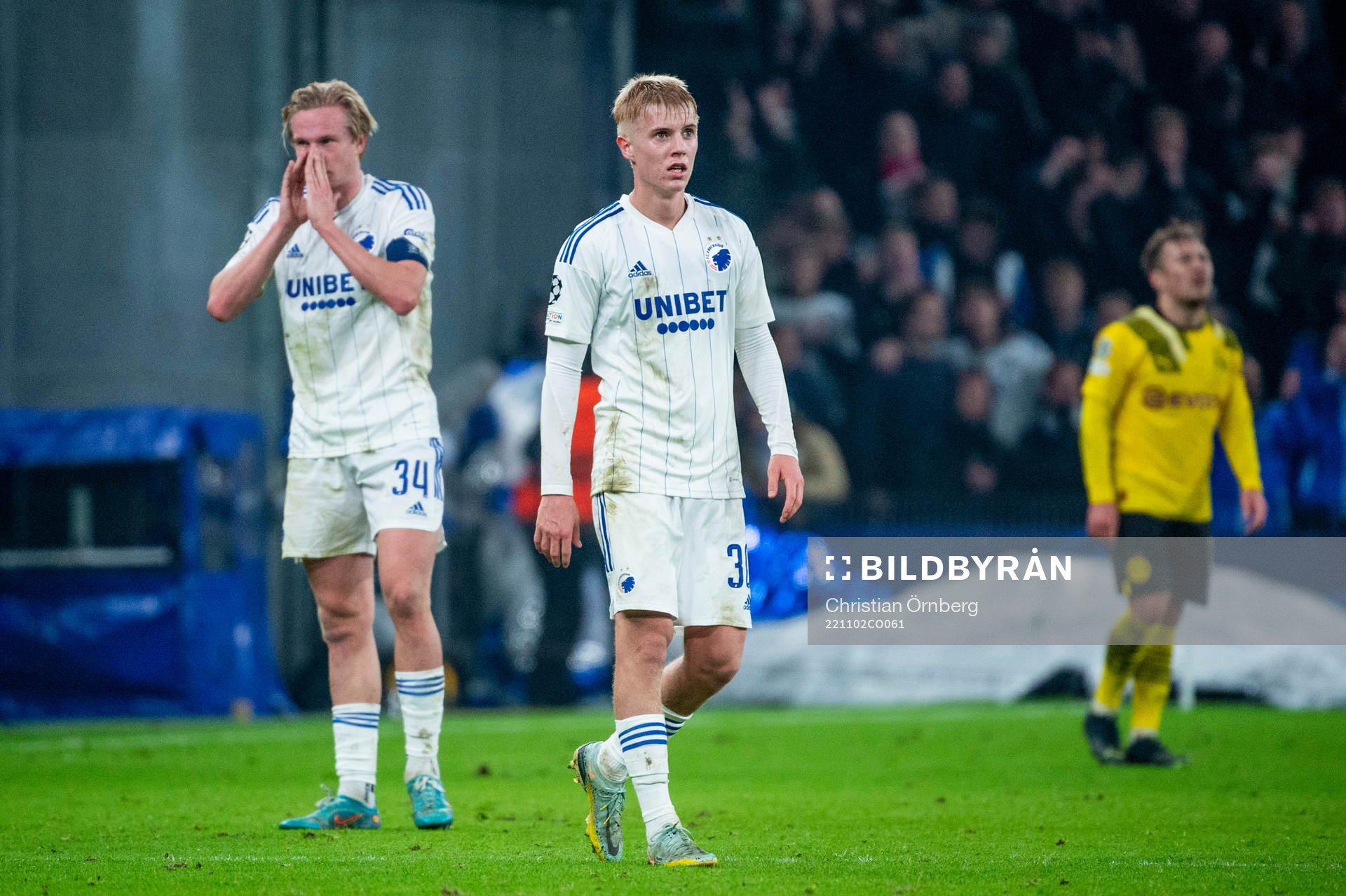Hakon Arnar Haraldsson and Victor Kristiansen of FC