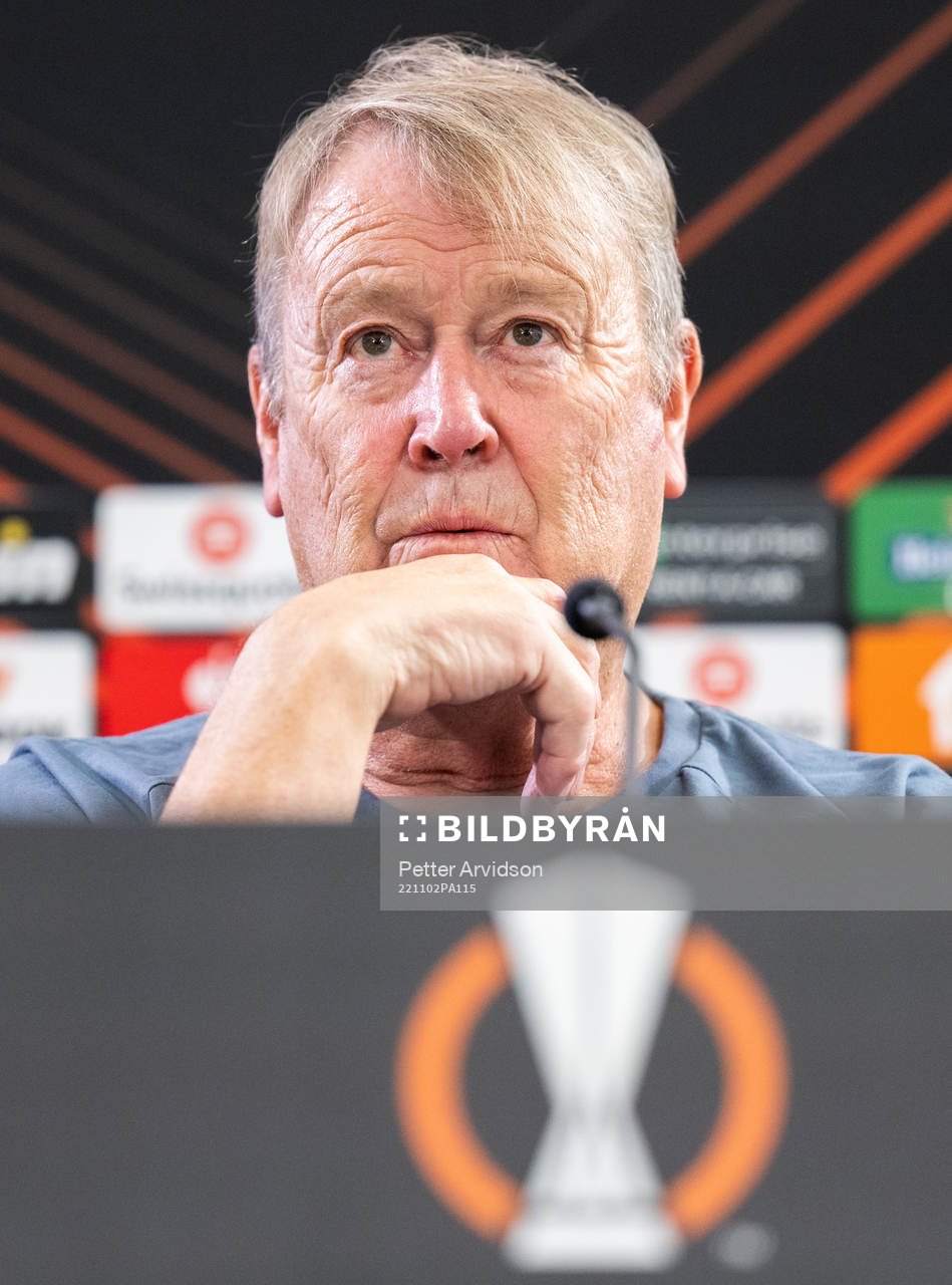 Head coach Åge Hareide