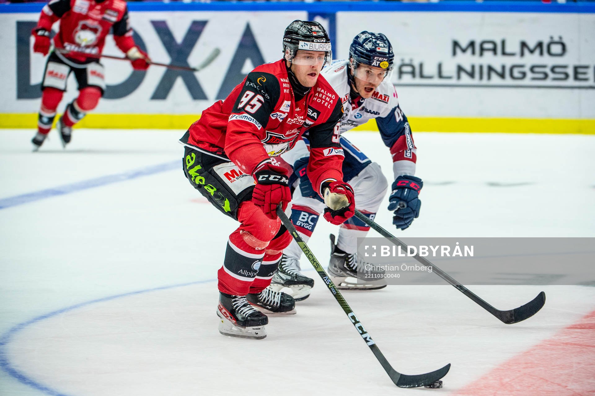 Malmö Redhawks Carl Persson mot Linköpings Benjamin