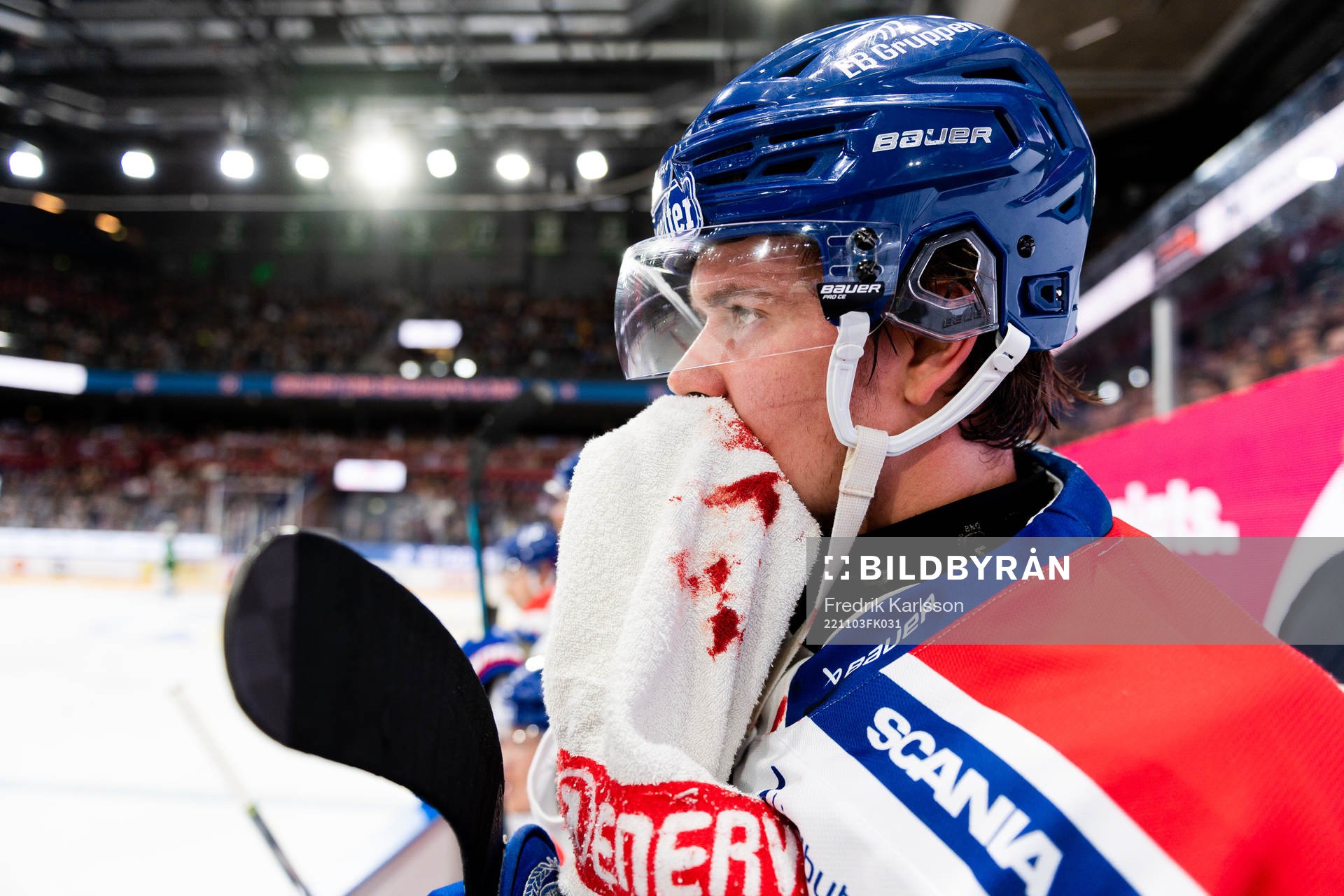Oskarshamns Lukas Pilö har ont