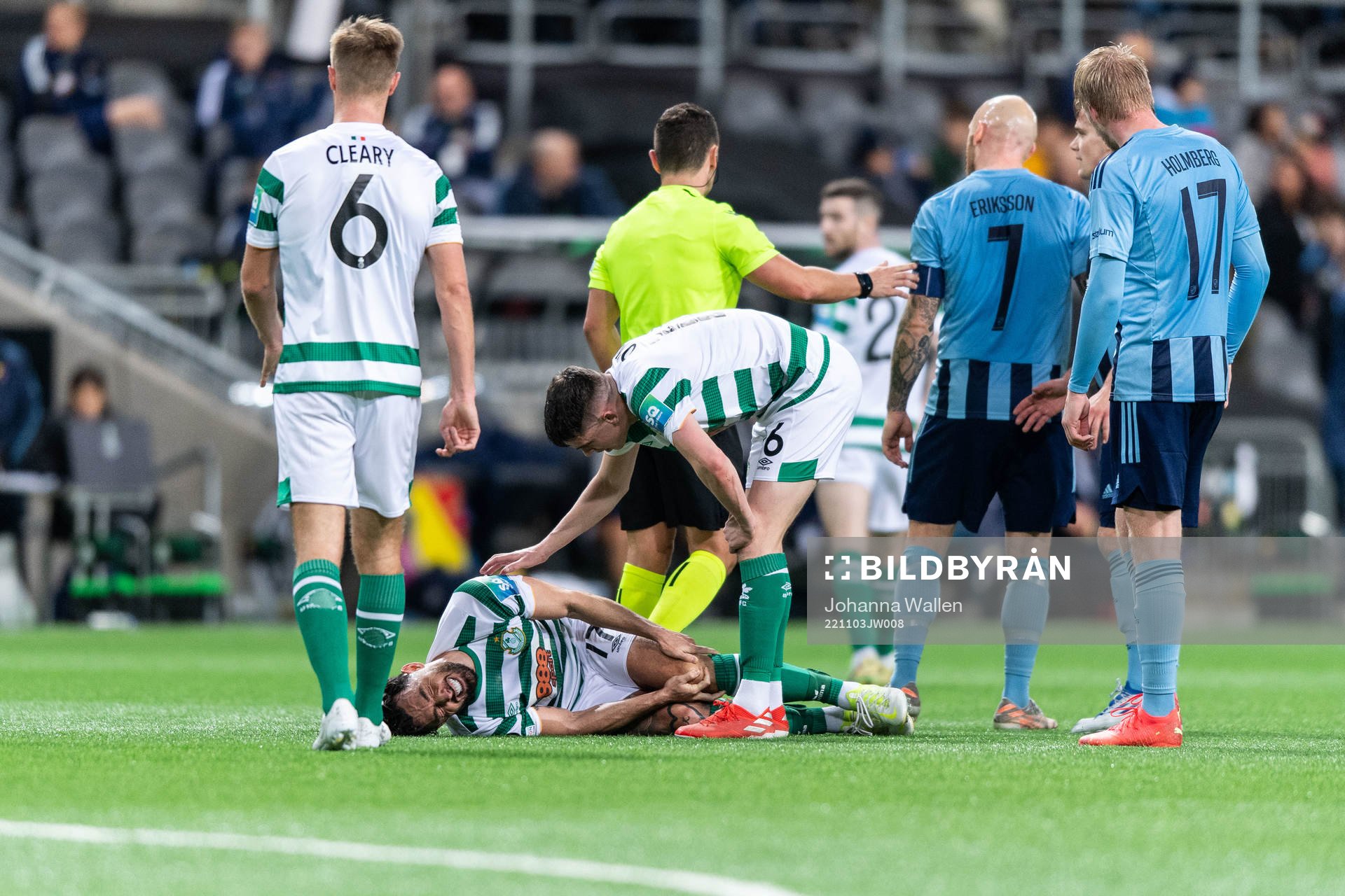 Richie Towell of Shamrock Rovers in pain