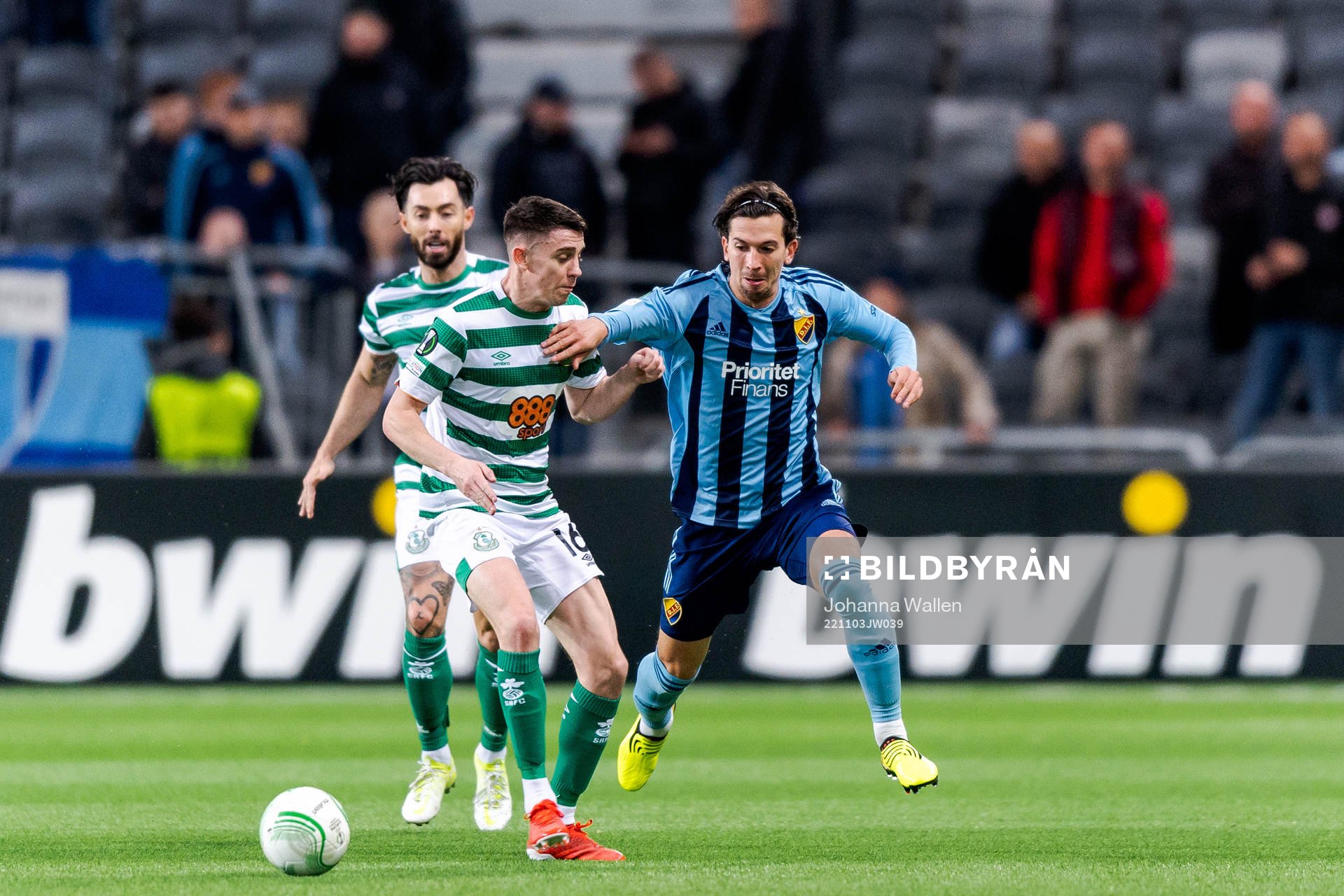 Richie Towell and Gary O Neill of Shamrock Rovers against