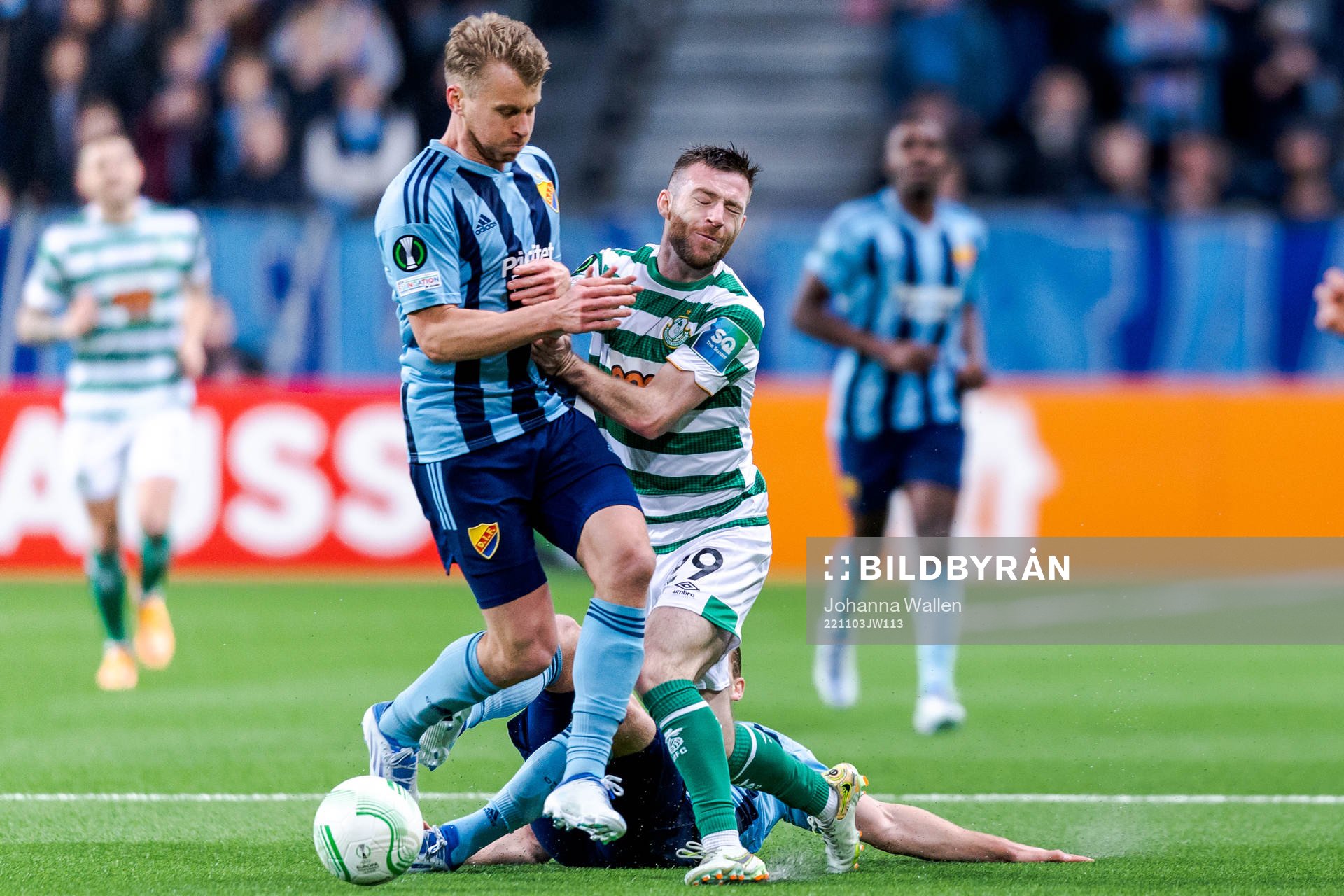 Rasmus Schuller of Djurgården and Jack Byrne of Shamrock