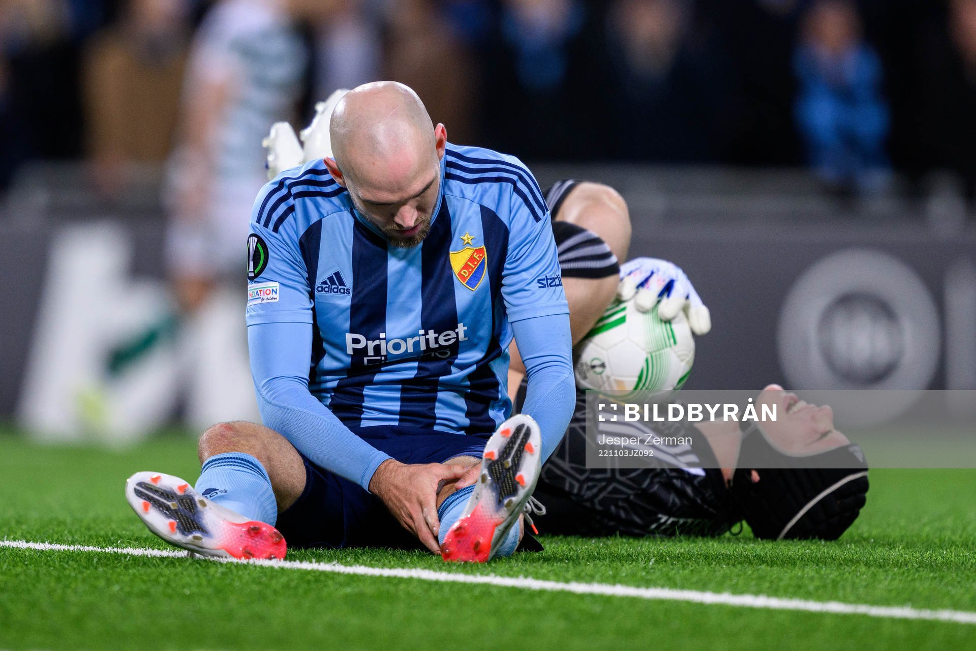 Marcus Danielson of Djurgården is in pain