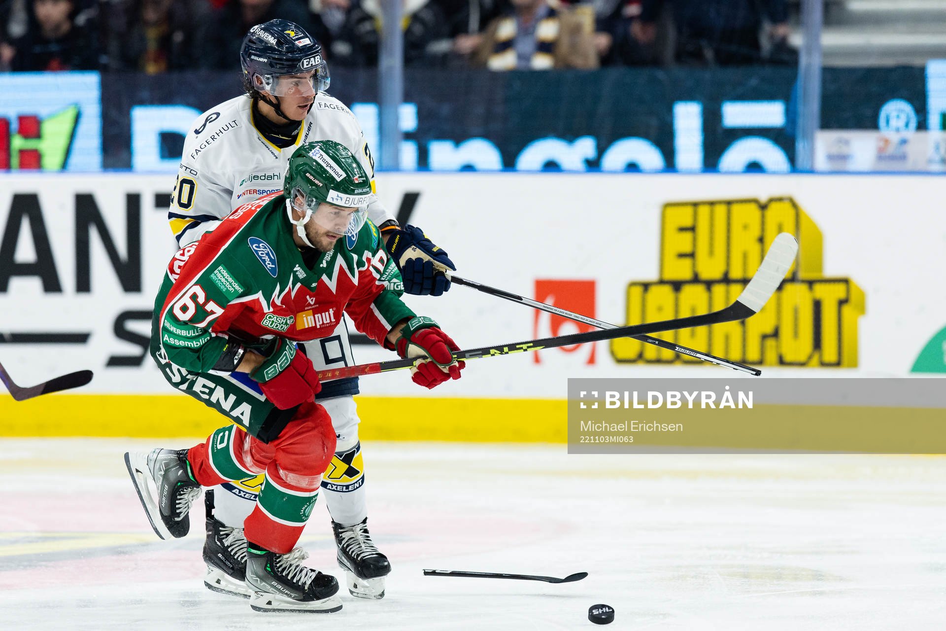 HV71s André Petersson och Frölundas Jacob Nilsson